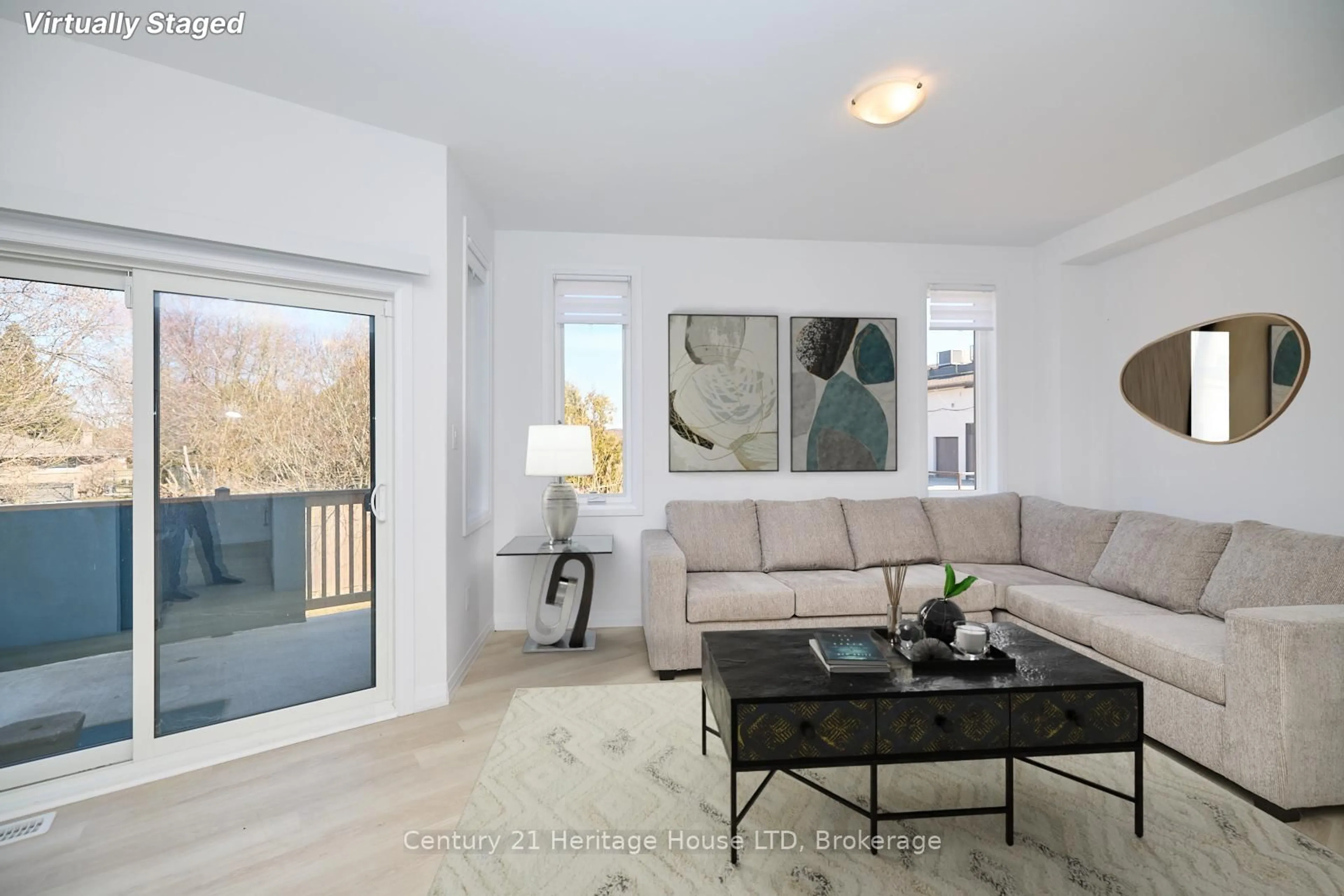 Living room with furniture, unknown for 1465 Station St #31, Pelham Ontario L0S 1E3