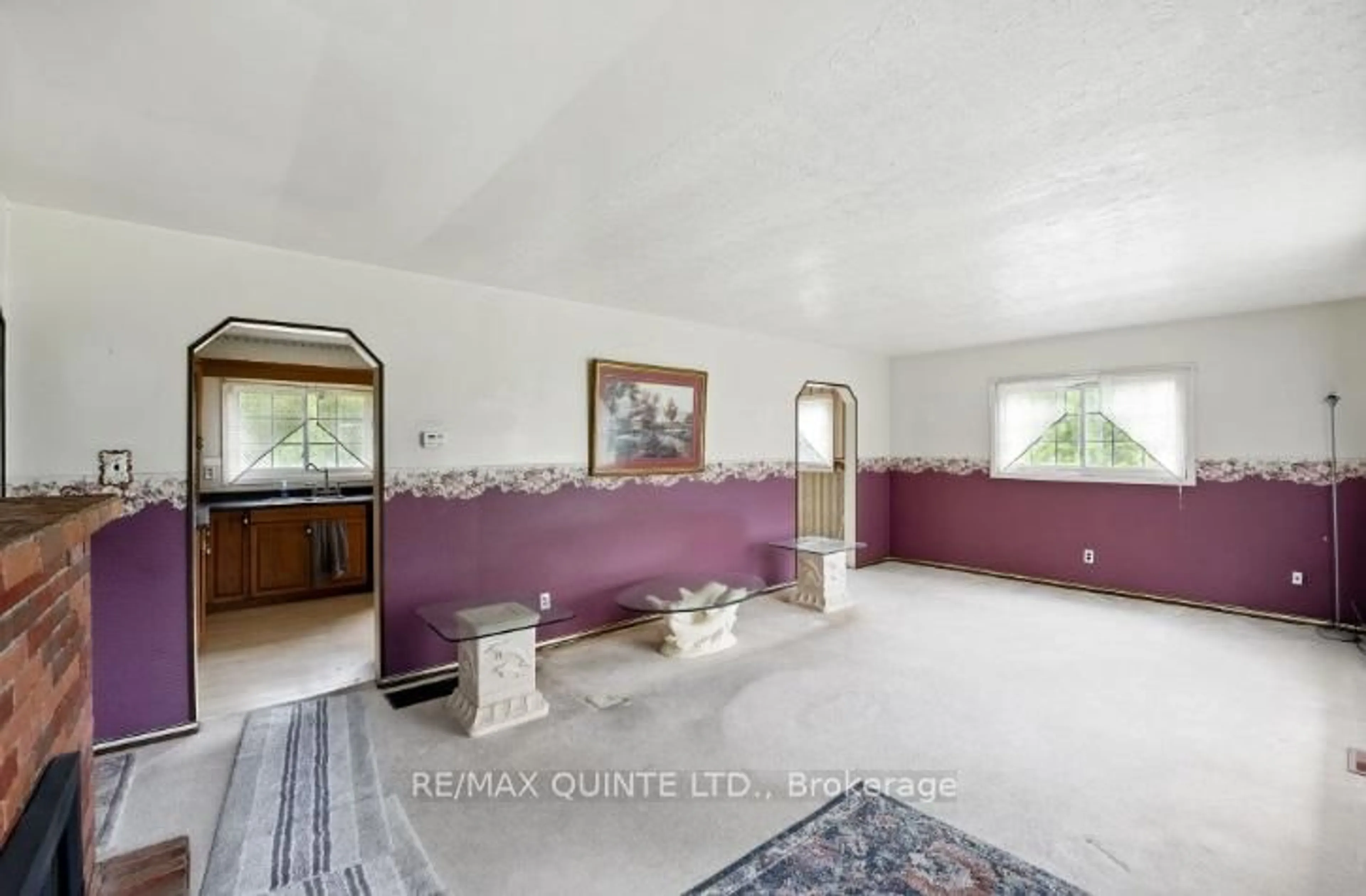 A pic of a room for 536 Christiani Rd, Ingleside Ontario K8V 5P4
