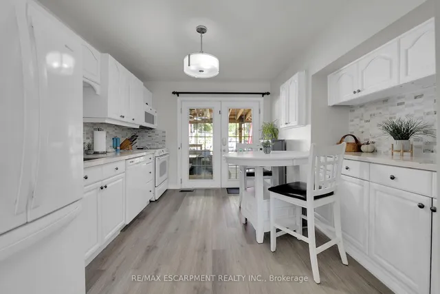 Additional property image - 88 Julian Ave