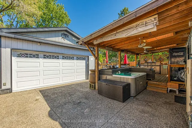 Additional property image - 88 Julian Ave