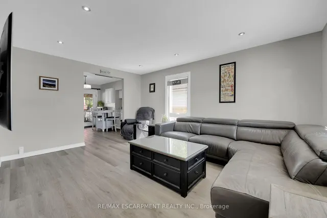 Additional property image - 88 Julian Ave