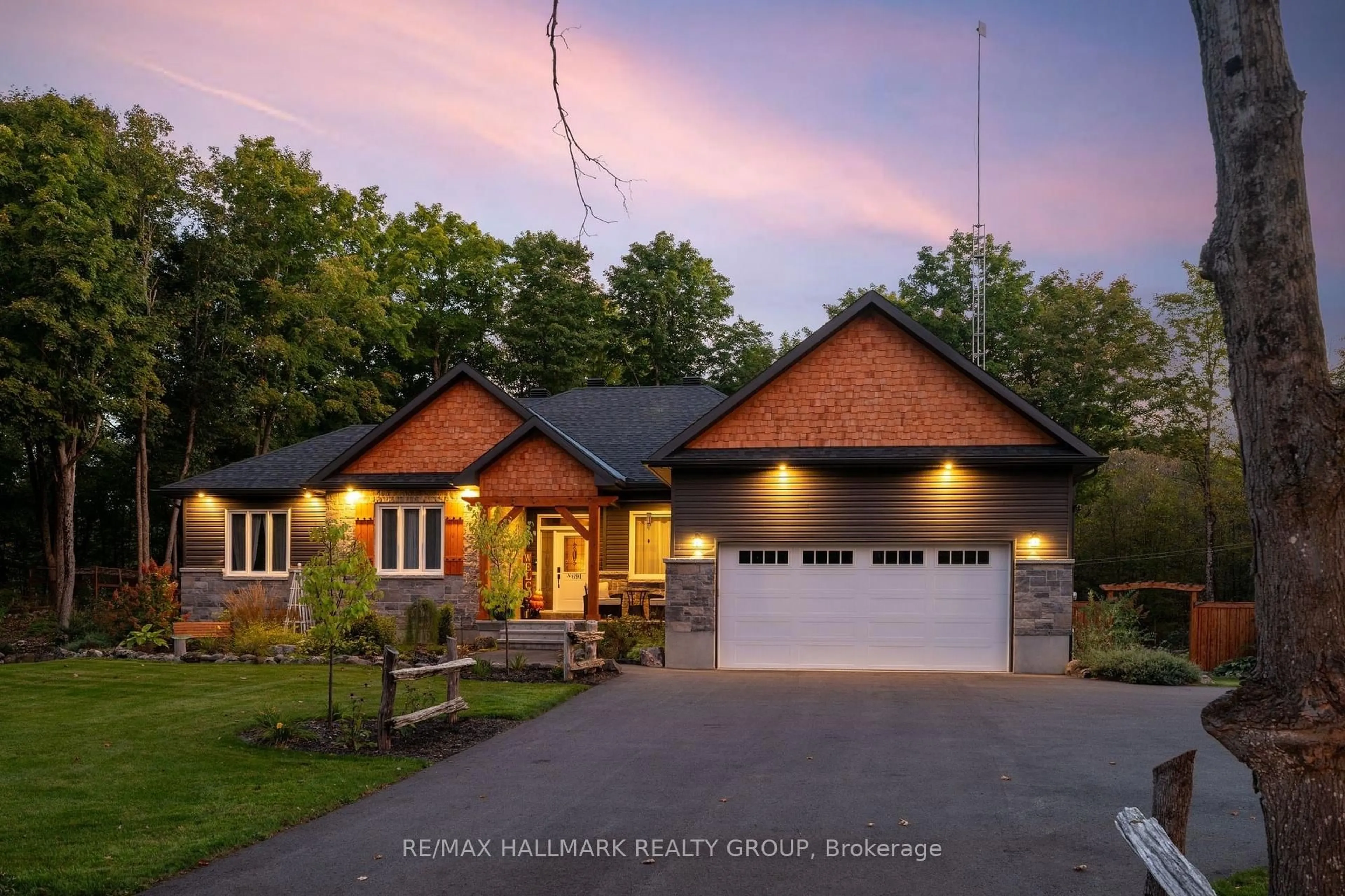 Home with brick exterior material, building for 691 Ebbs Bay Rd, Carleton Place Ontario K7C 0C5