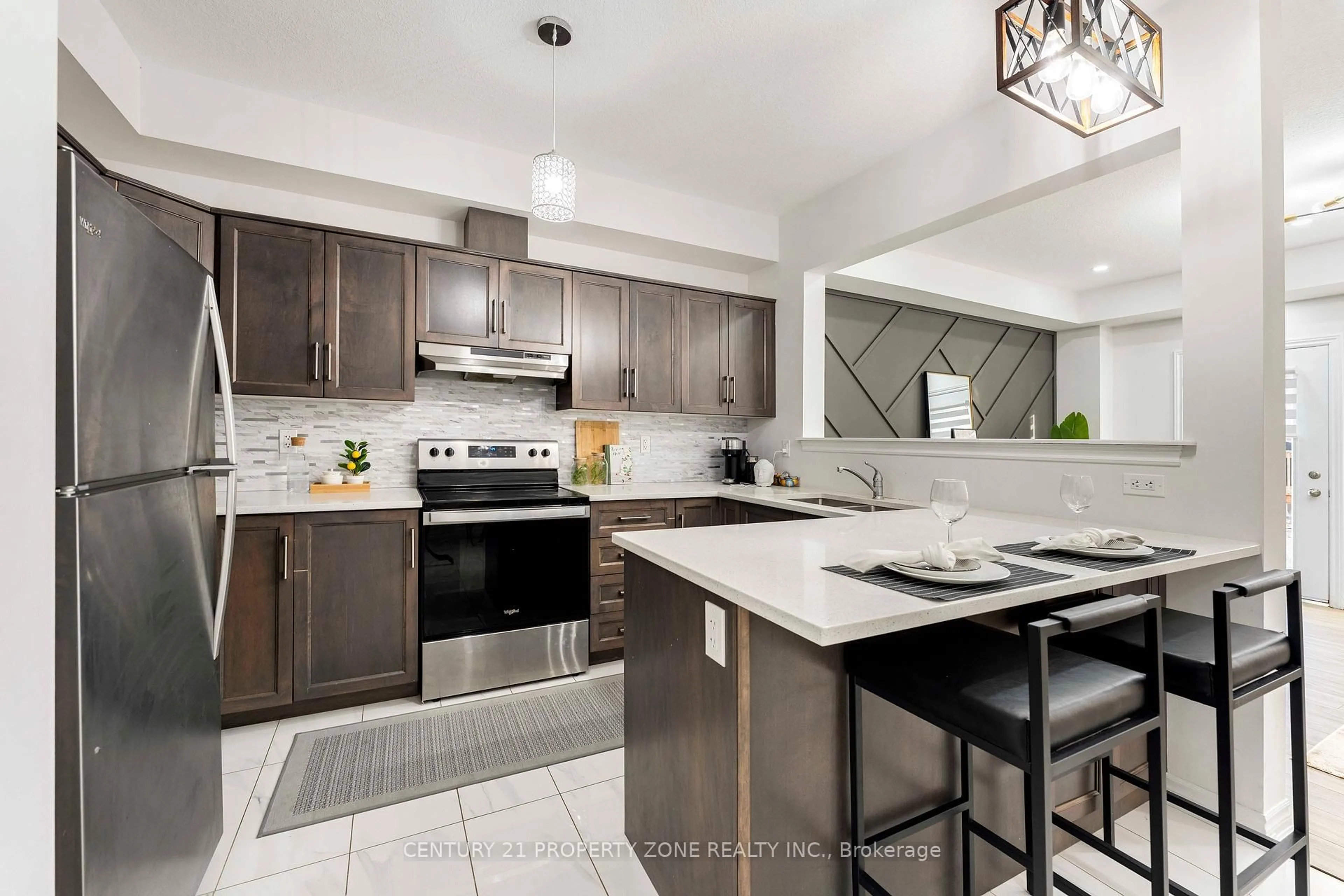 Open concept kitchen, ceramic/tile floor for 19 Elsegood Dr, Guelph Ontario N1L 0R6