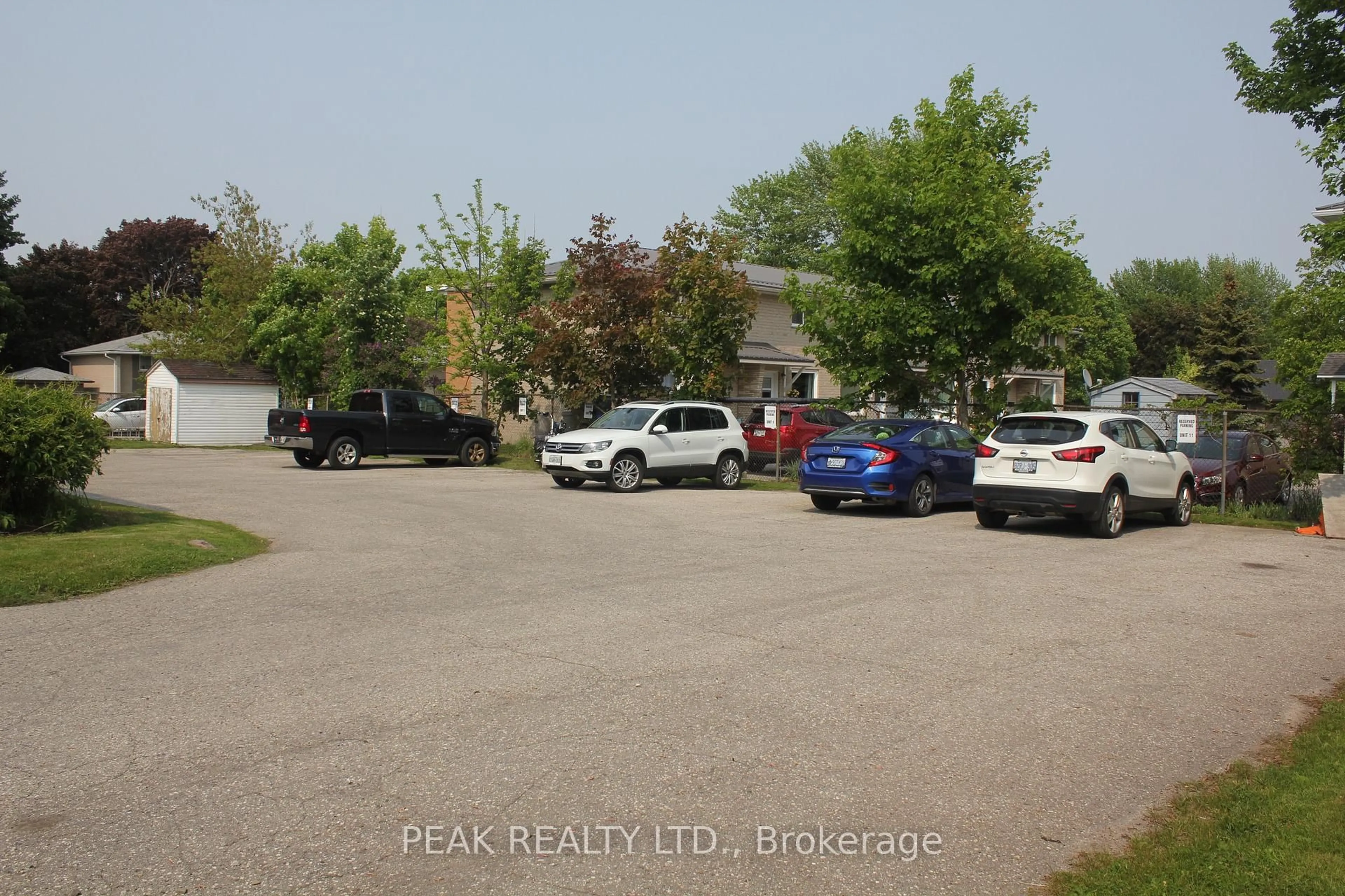 Parking for 15 KILLDEER Rd, Woolwich Ontario N3B 1X2