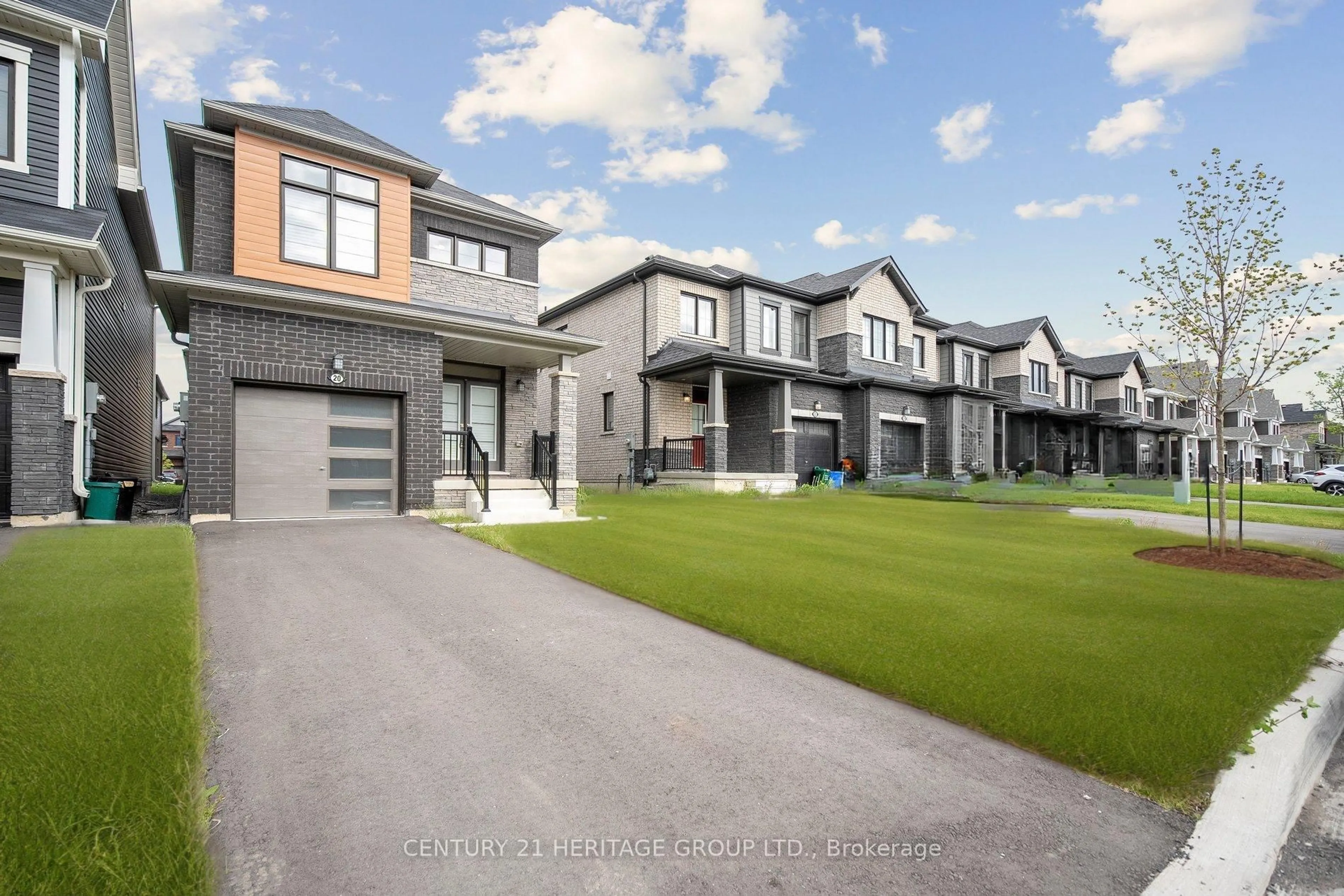 Home with brick exterior material, street for 20 Sun Haven Lane, Thorold Ontario L2V 0K6