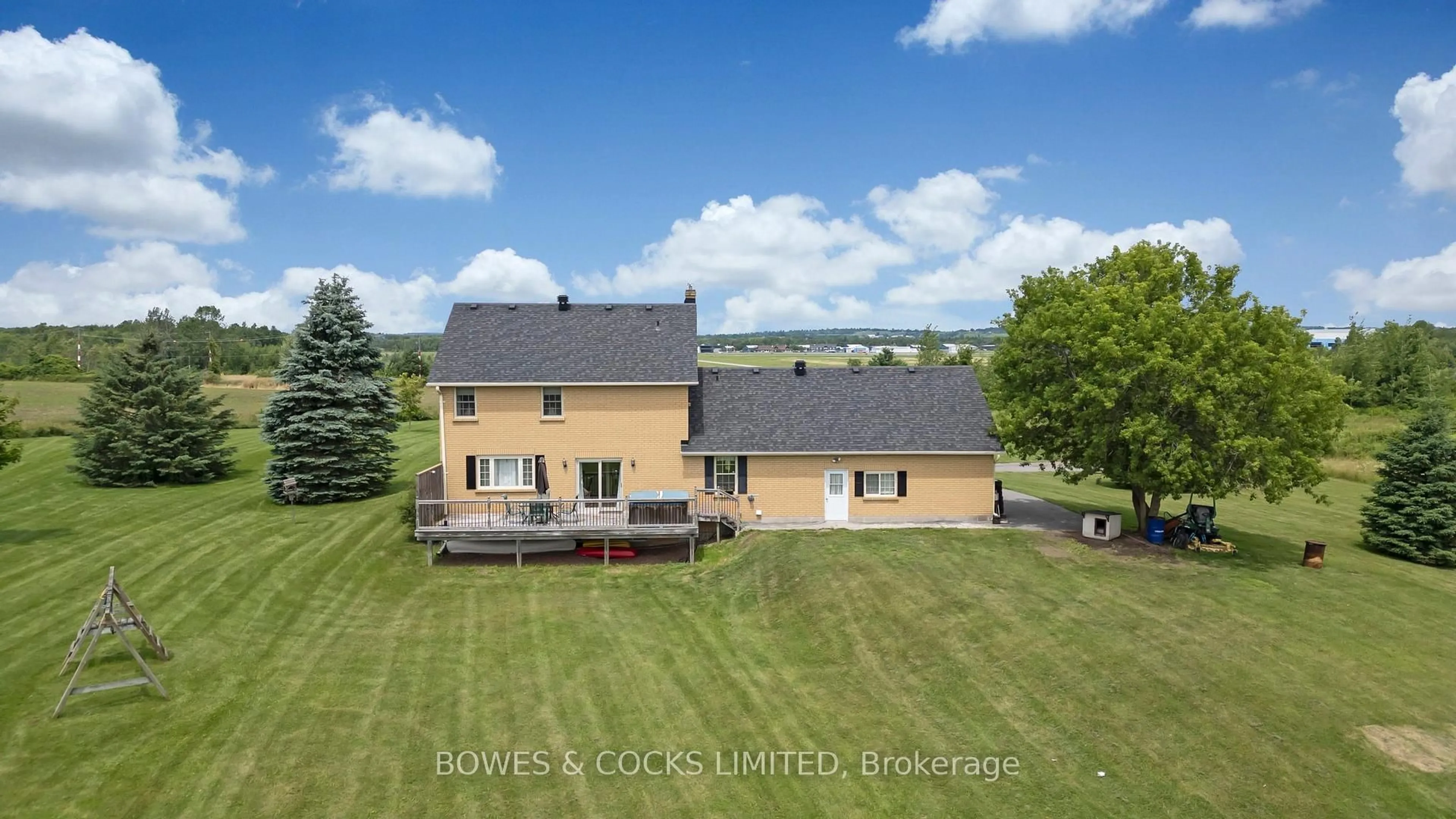 A pic from outside/outdoor area/front of a property/back of a property/a pic from drone, unknown for 1787 Moncrief Line, Cavan Monaghan Ontario K9J 6Z9