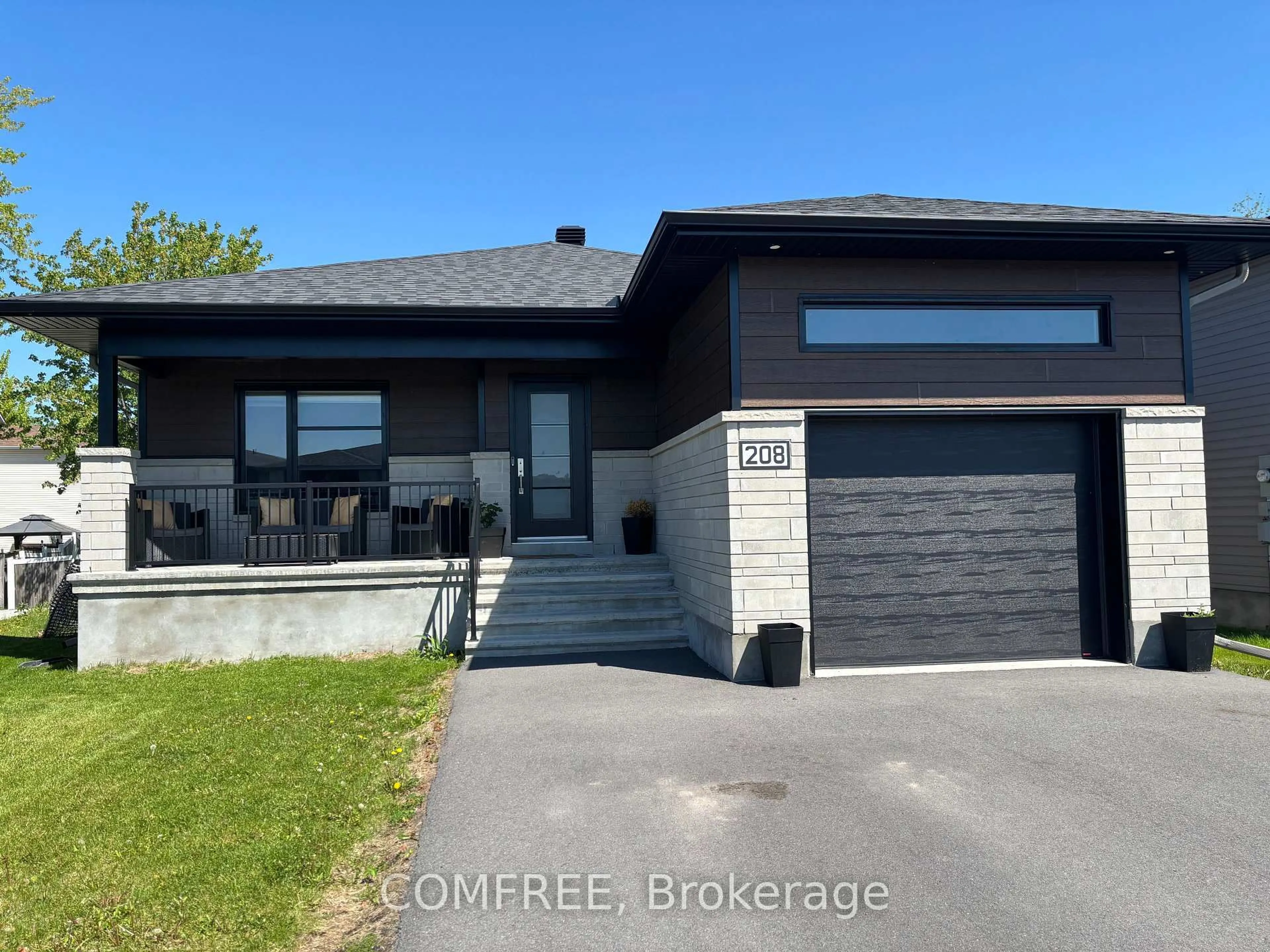 Home with brick exterior material, street for 208 Filion St, Russell Ontario K0A 1W0