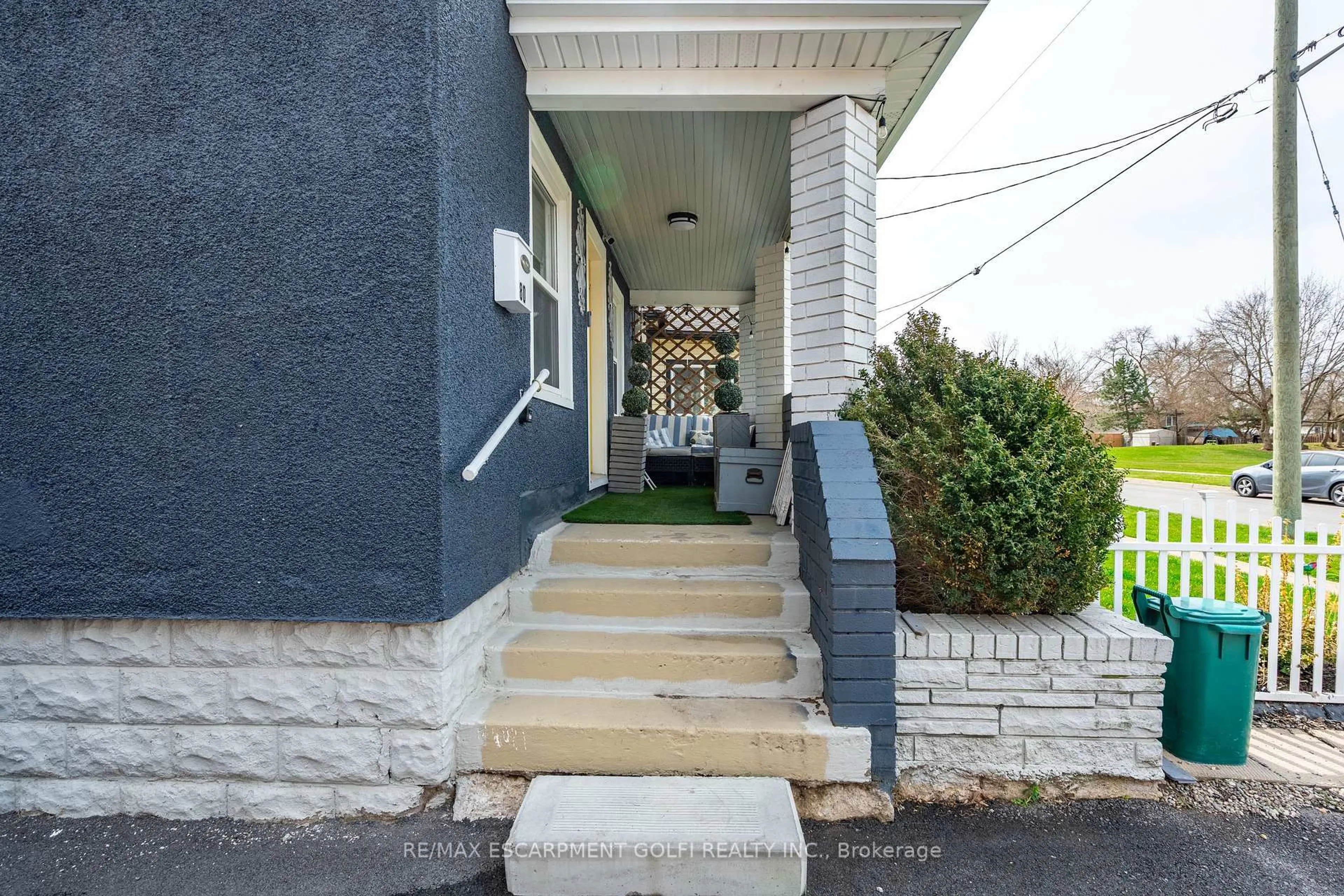 Unknown for 80 HAYNES Ave, St. Catharines Ontario L2R 3Z3