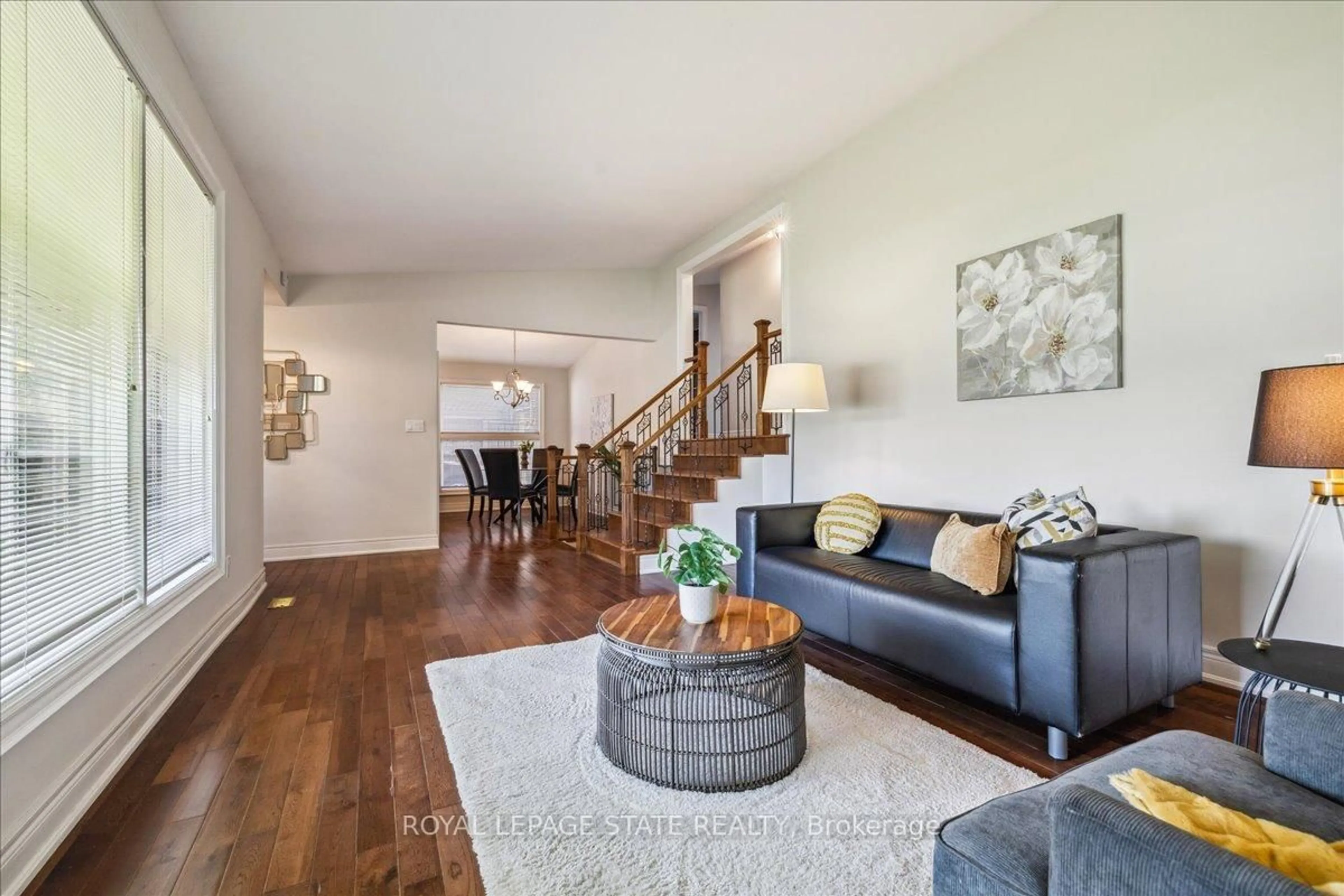 Living room with furniture, unknown for 108 Nash Rd, Hamilton Ontario L8K 4J7