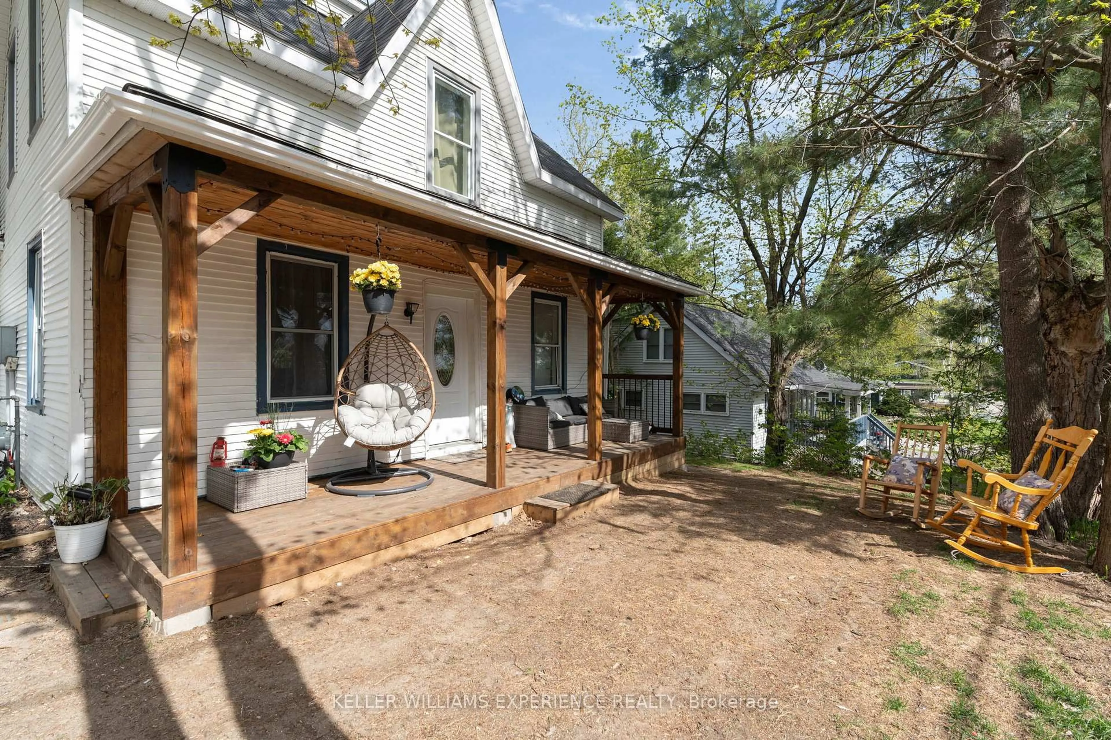 Unknown for 57 WOODWARD St, Bracebridge Ontario P1L 1J8