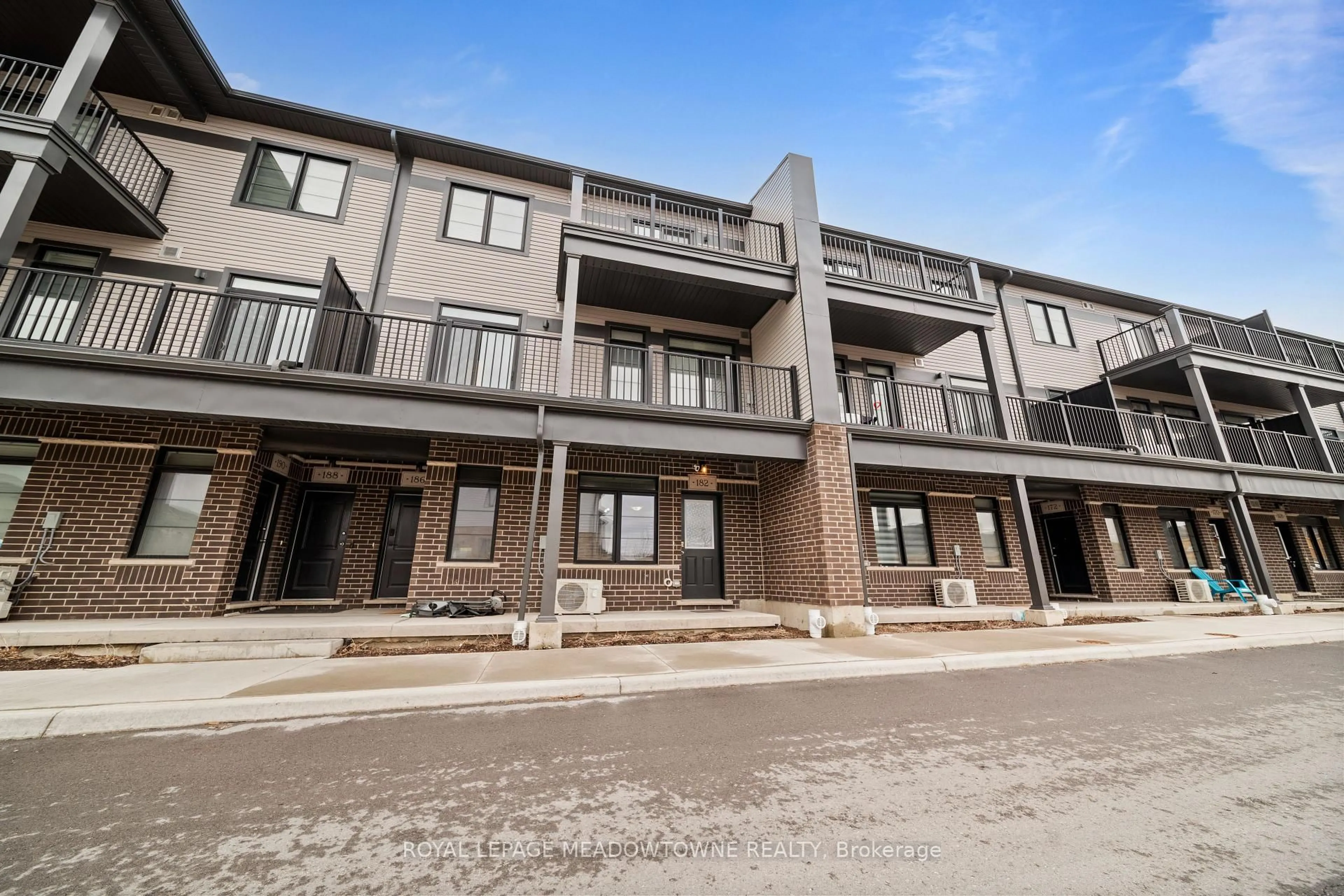 Unknown for 182 Oat Lane #6, Kitchener Ontario N2R 0S8