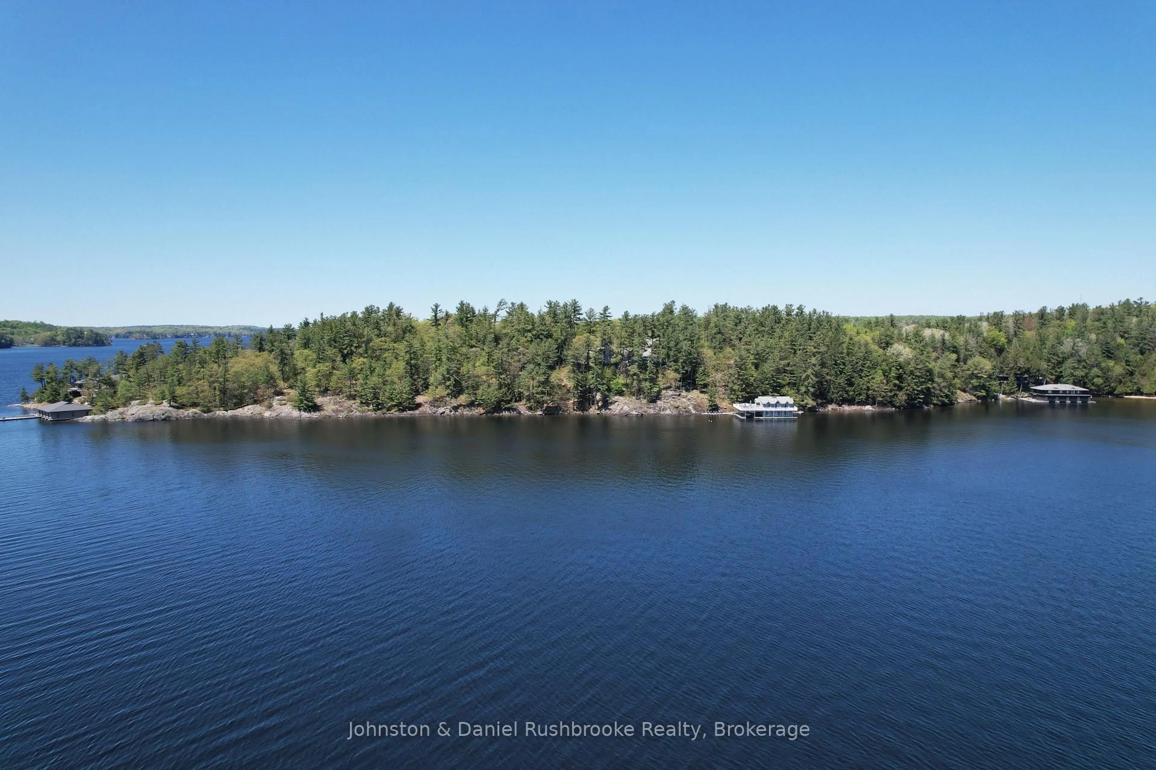 A pic from outside/outdoor area/front of a property/back of a property/a pic from drone, water/lake/river/ocean view for 1247 Rosseau Lake 3 Rd #17, Muskoka Lakes Ontario P0C 1J0