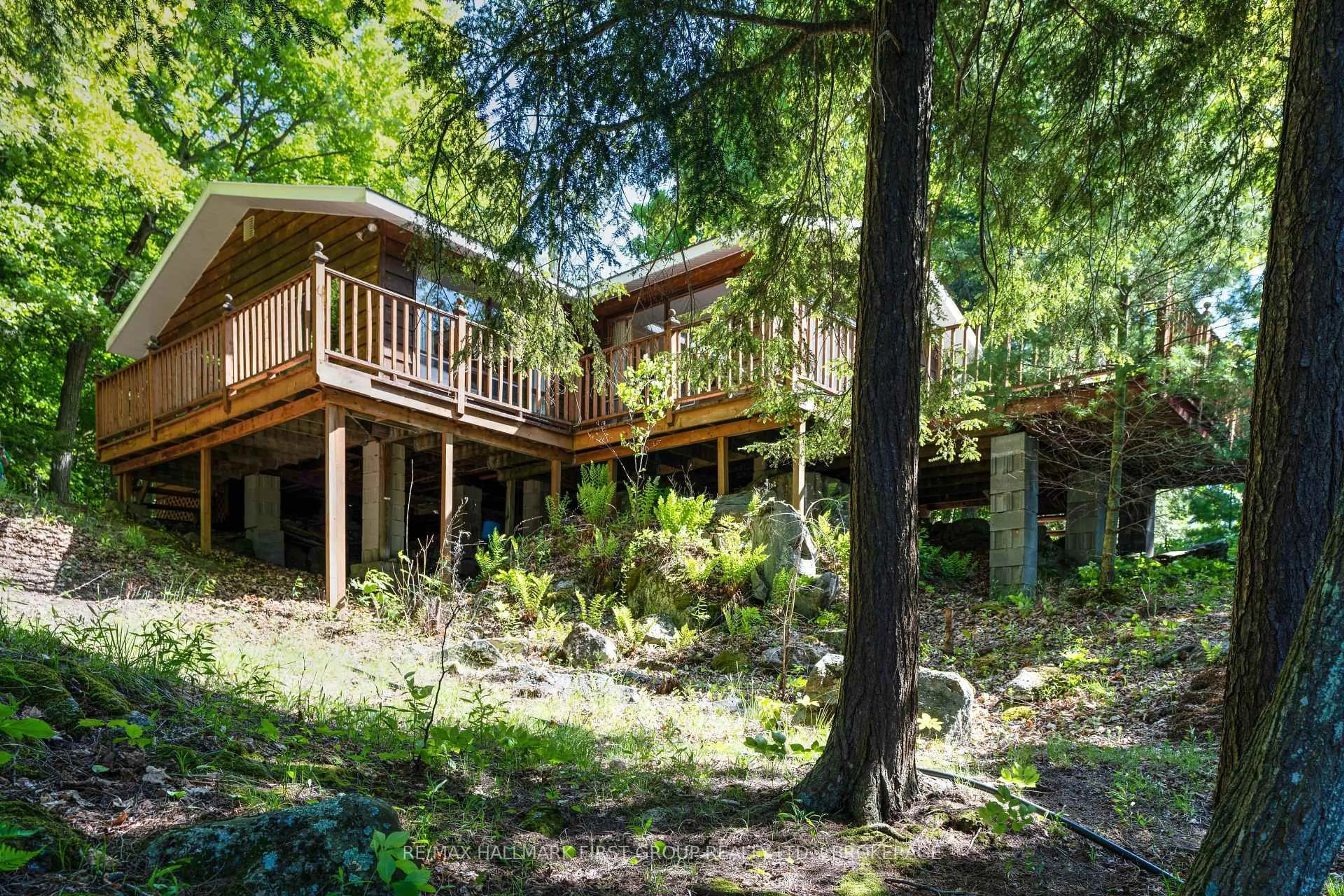 A pic from outside/outdoor area/front of a property/back of a property/a pic from drone, forest/trees view for 1083 TOBER Lane, Perth Road Ontario K0H 2L0