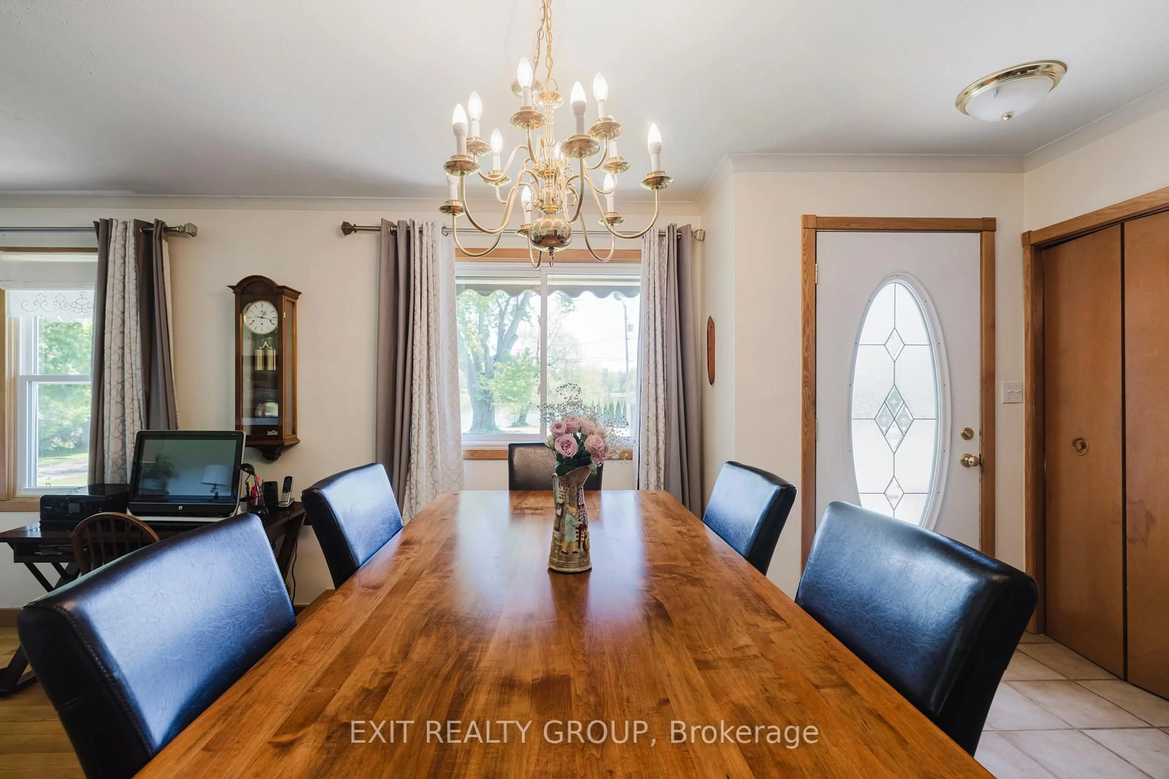 Dining room, wood/laminate floor for 556 Rosebush Rd, Hastings Ontario K0K 2C0