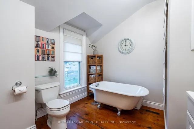 Additional property image - 43 OXFORD St