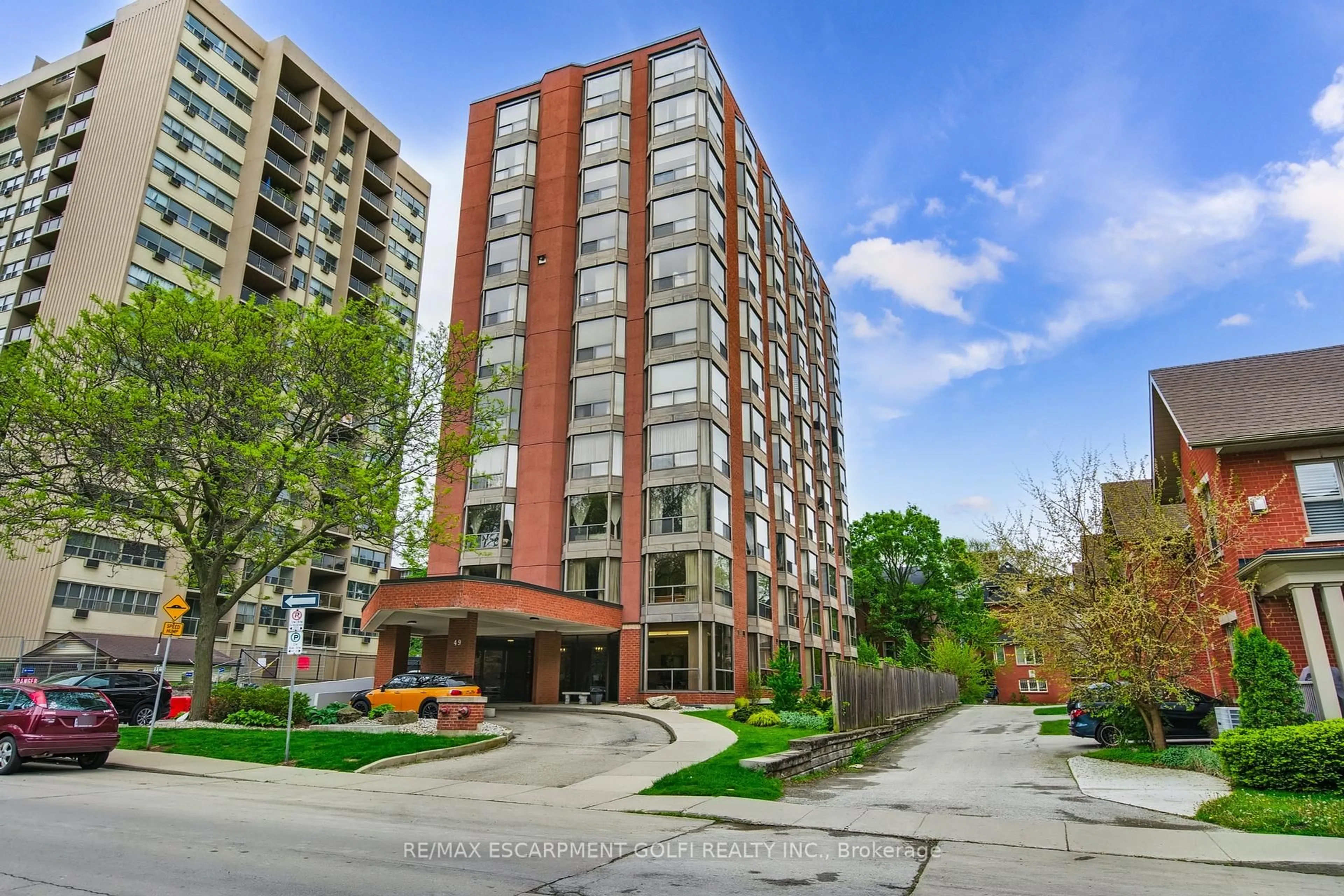 Unknown for 49 Robinson St #801, Hamilton Ontario L8P 1Y7
