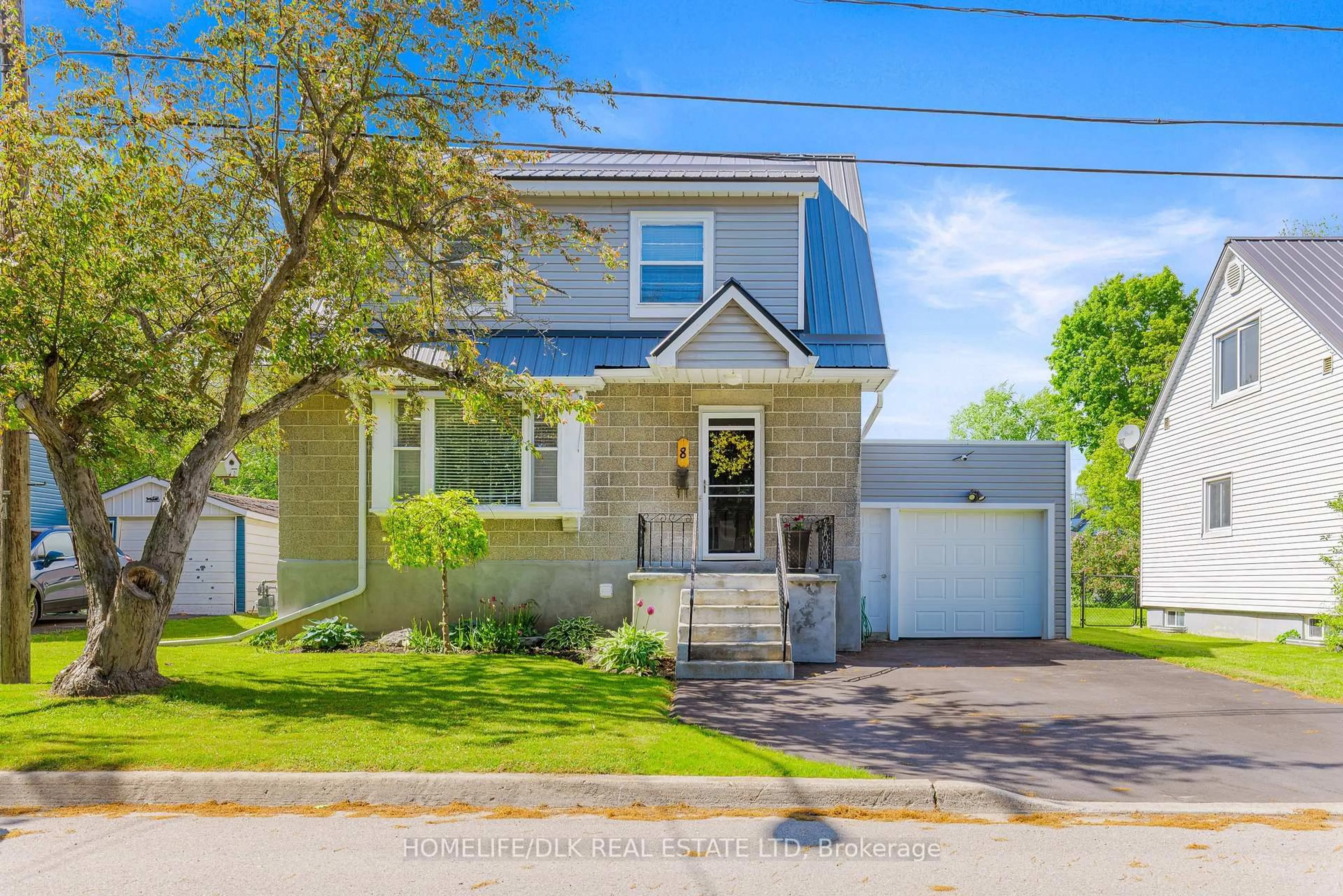 Unknown for 8 Wright Cres, Brockville Ontario K6V 3W8