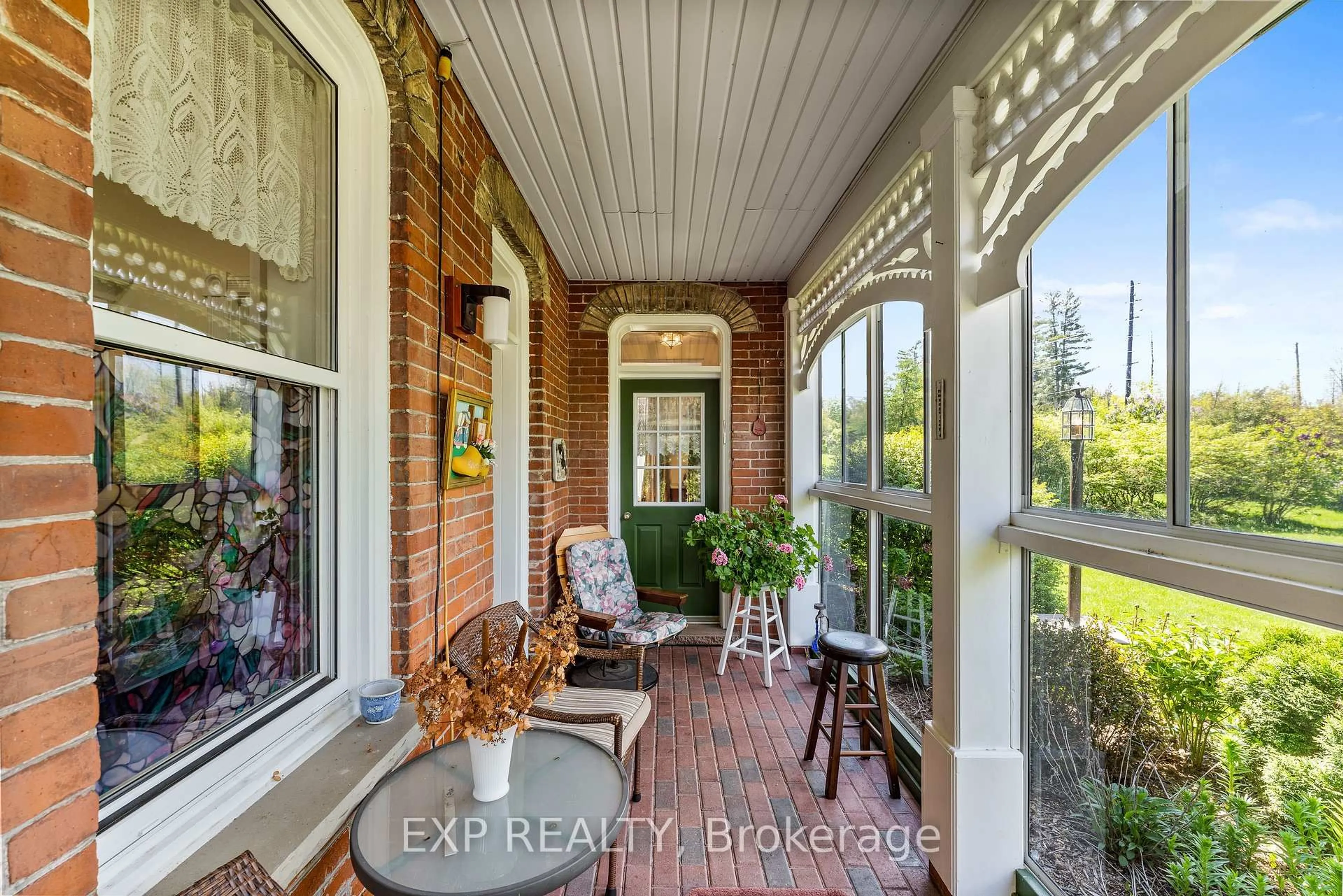 Indoor entryway for 3 Fire Route 53, Havelock-Belmont-Methuen Ontario K0L 1Z0