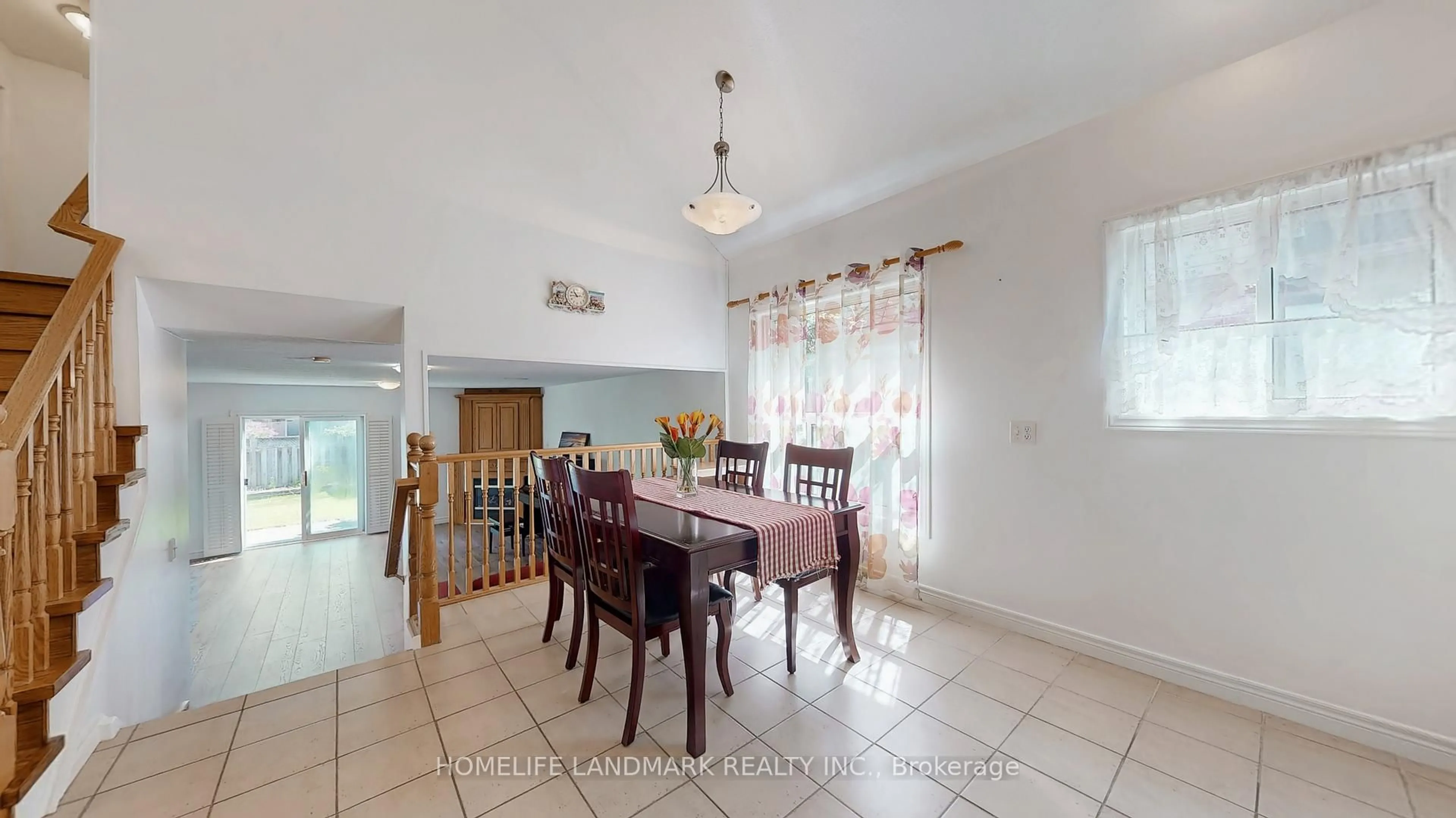 Dining room, unknown for 402 Woodrow Dr, Waterloo Ontario N2T 2T5