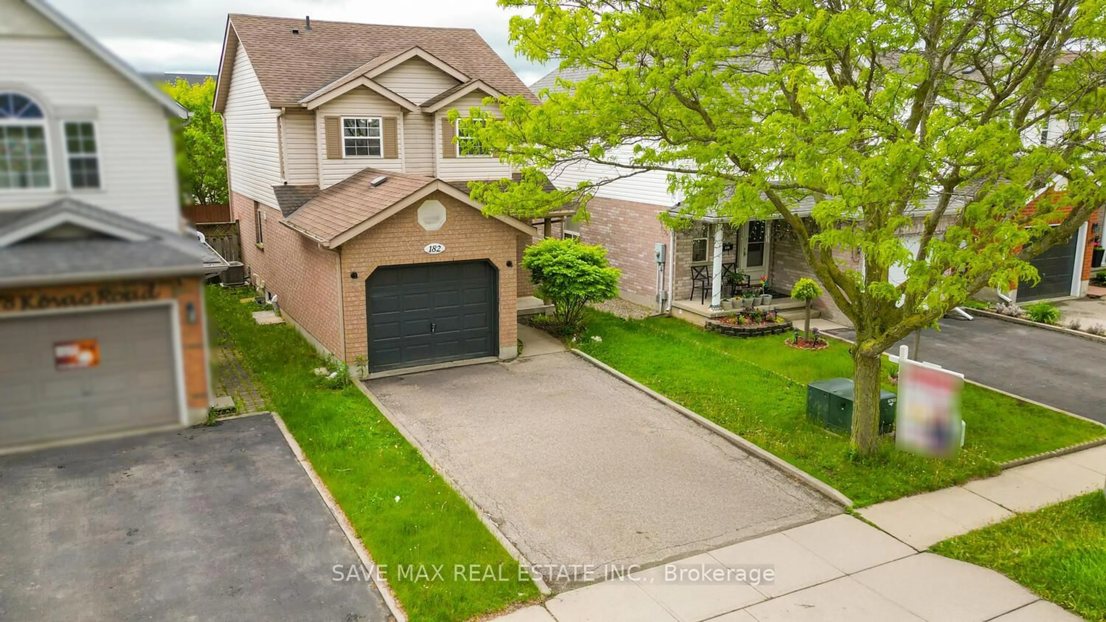 A pic from outside/outdoor area/front of a property/back of a property/a pic from drone, street for 182 Kovac Rd, Cambridge Ontario N1R 8K3