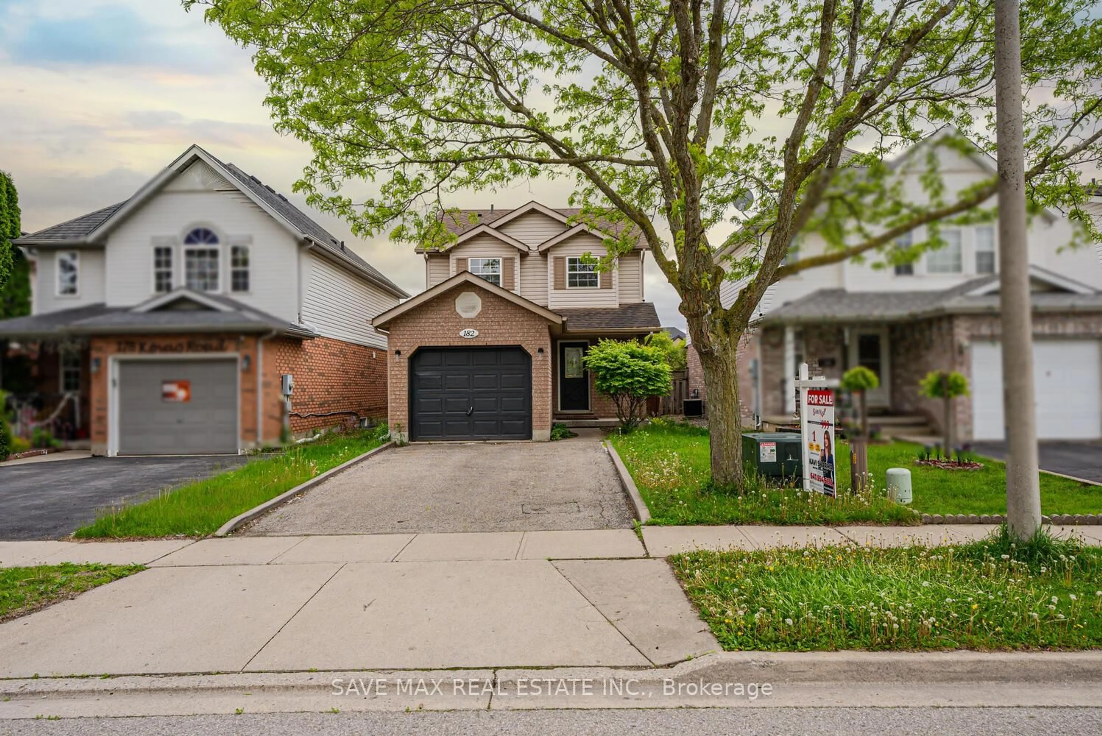 Home with brick exterior material, street for 182 Kovac Rd, Cambridge Ontario N1R 8K3