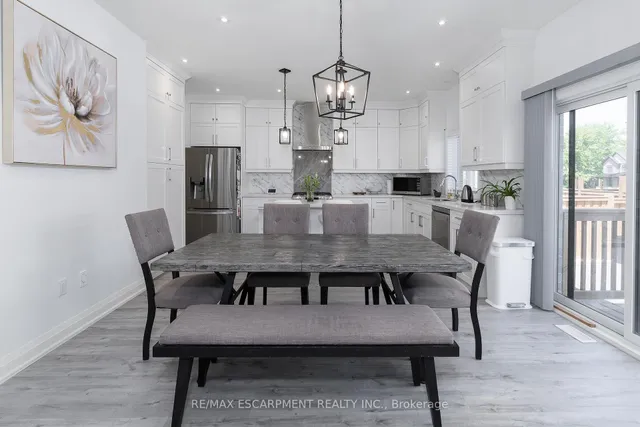 Additional property image - 388 Klein Circ