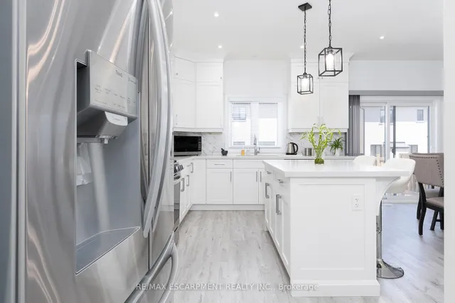 Additional property image - 388 Klein Circ