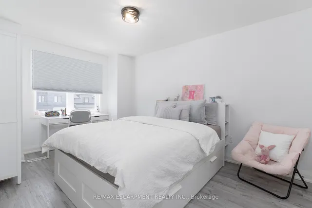 Additional property image - 388 Klein Circ