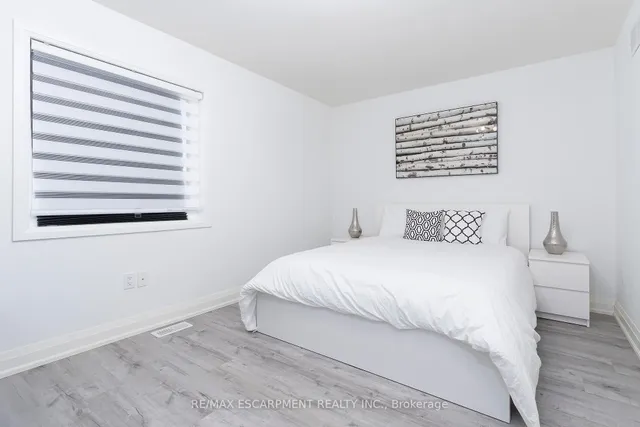 Additional property image - 388 Klein Circ