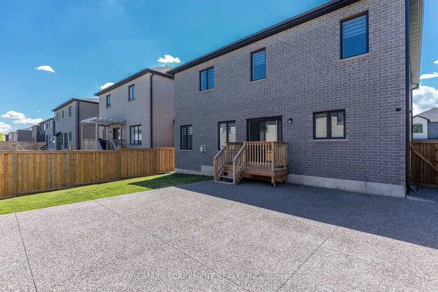 Additional property image - 388 Klein Circ
