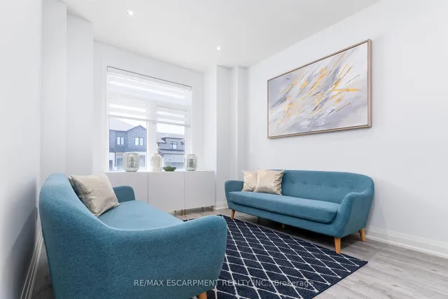 Additional property image - 388 Klein Circ