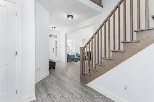 Additional property image - 388 Klein Circ