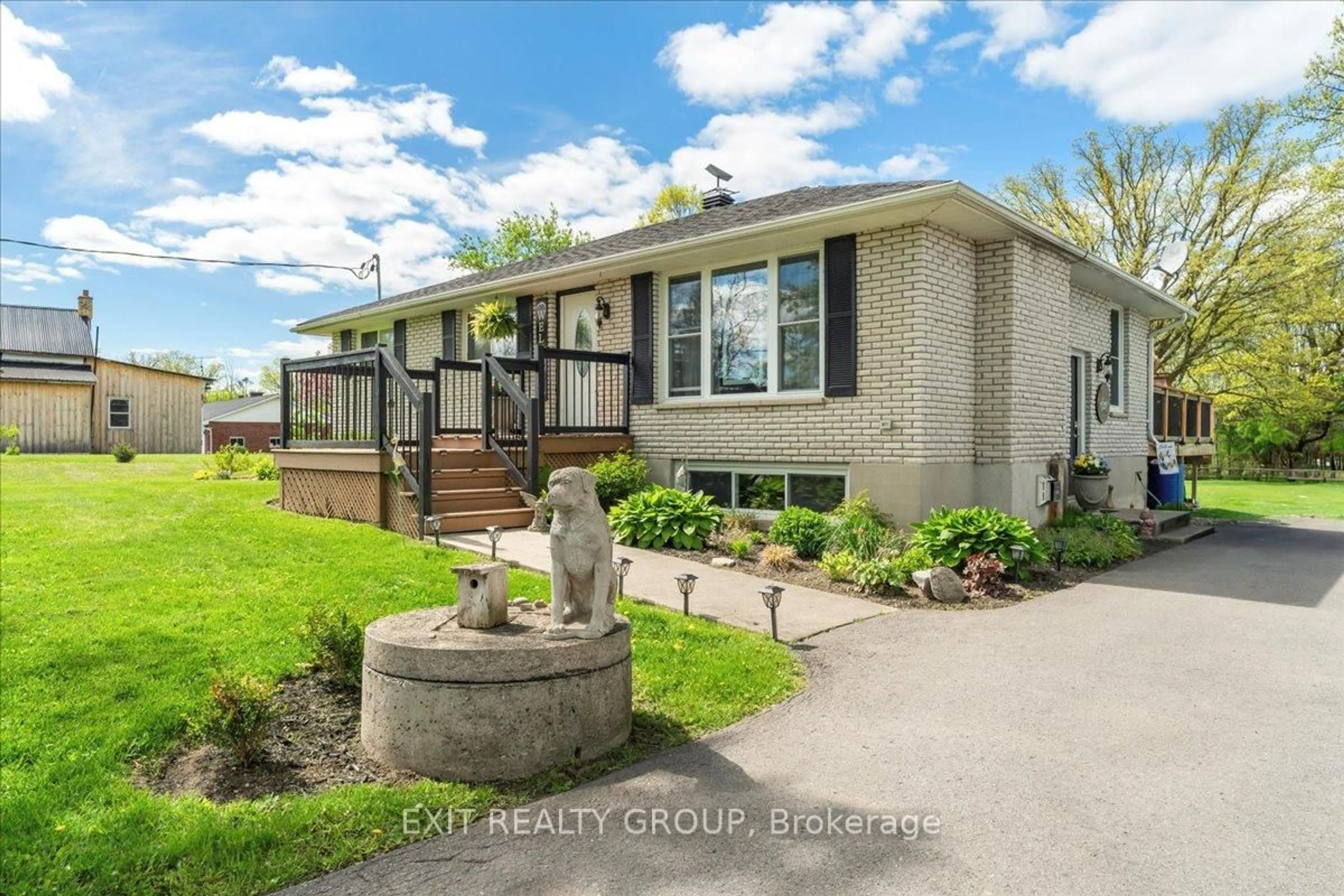 Home with brick exterior material, street for 40 St Marks Rd, Limoges Ontario K0K 2M0