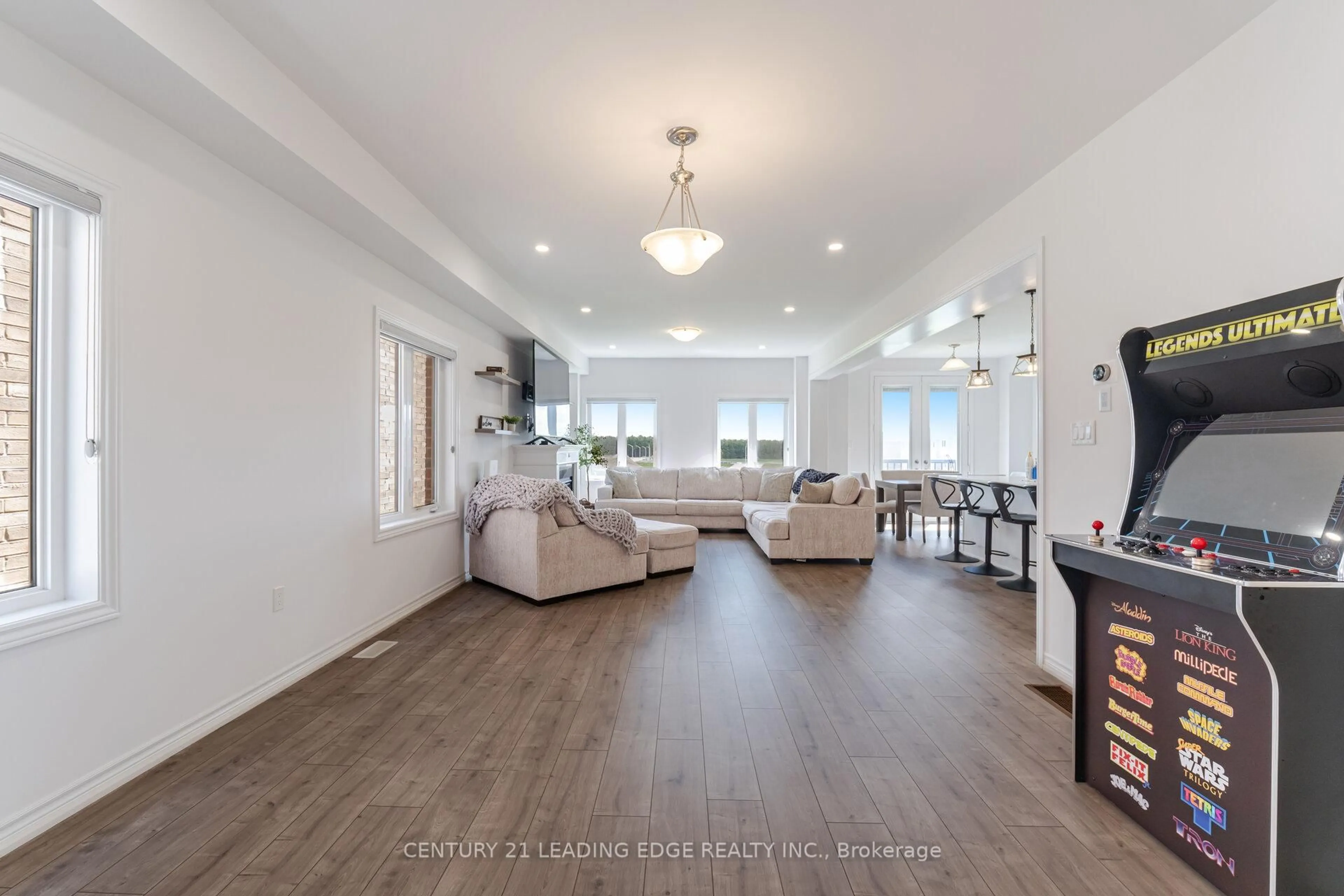Living room with furniture, unknown for 307 Ridley Cres, Southgate Ontario N0C 1B0