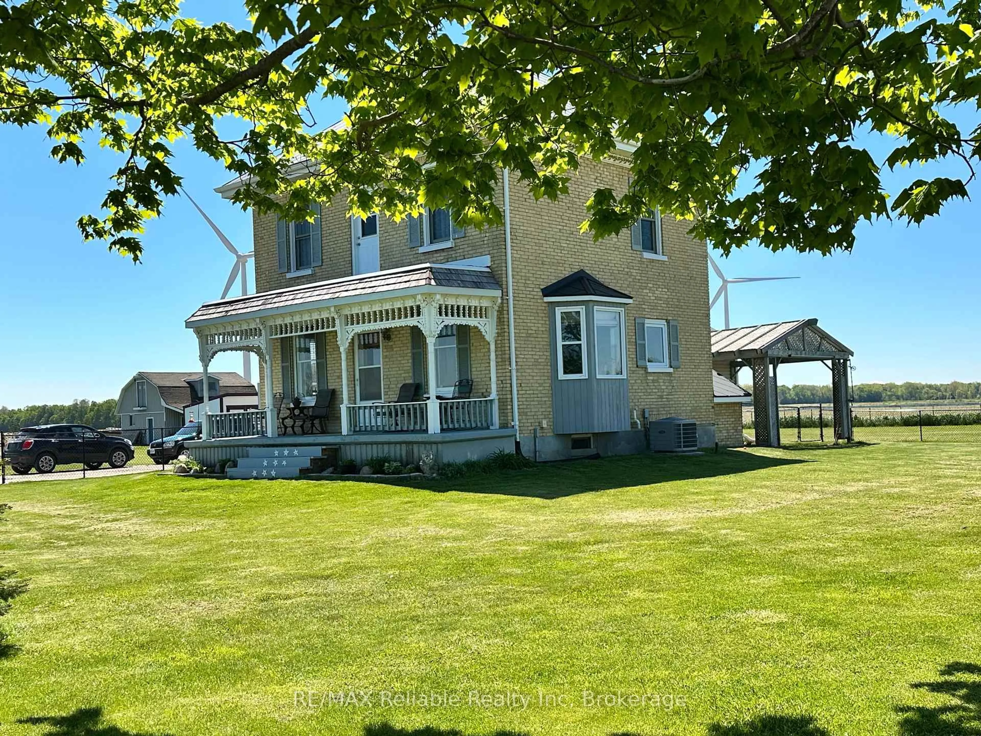 A pic from outside/outdoor area/front of a property/back of a property/a pic from drone, unknown for 34481 Hendrick Rd, Bluewater Ontario N0M 1N0