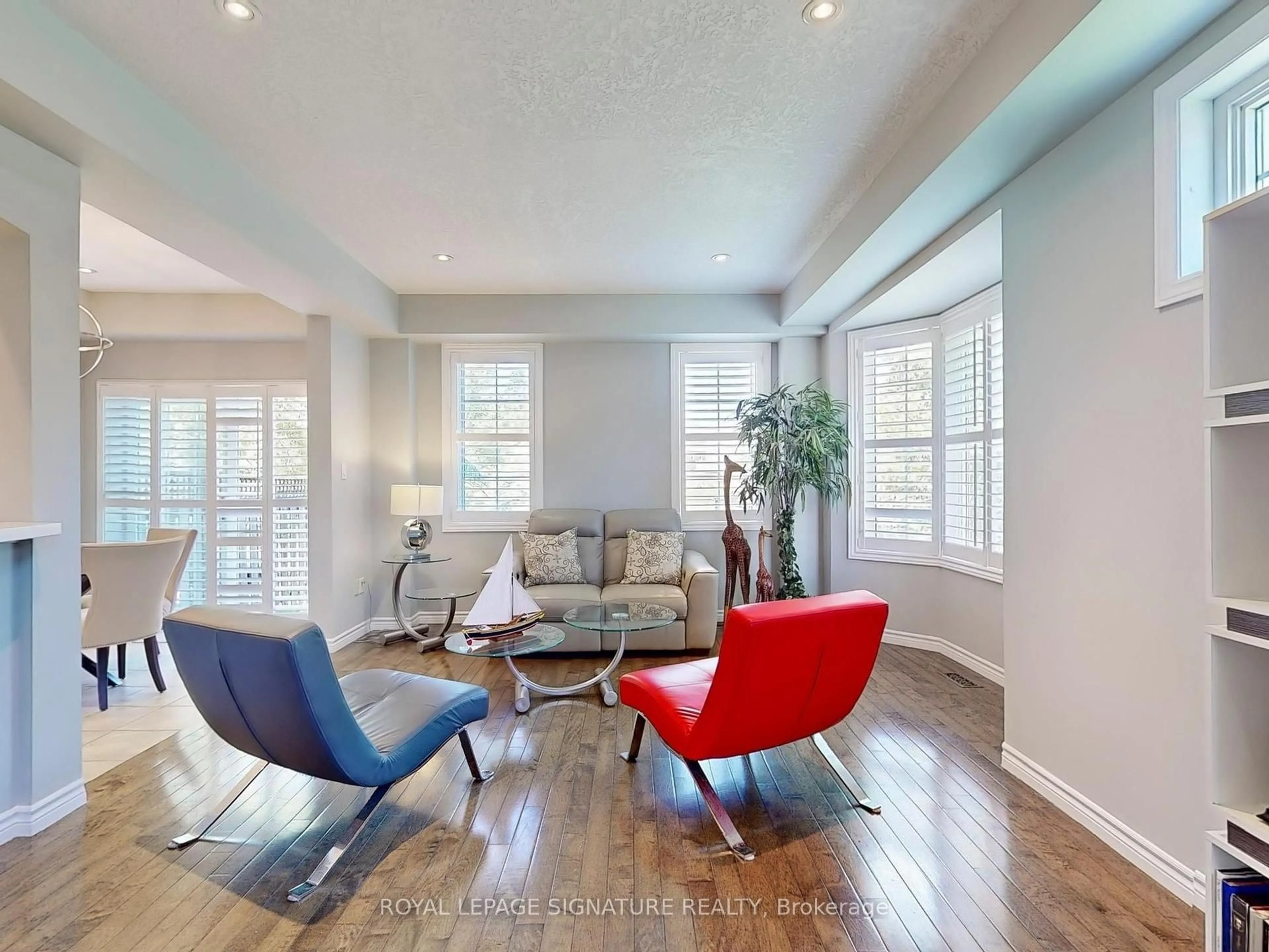 Living room with furniture, unknown for 99 Panabaker Dr #4, Hamilton Ontario L9G 5E3