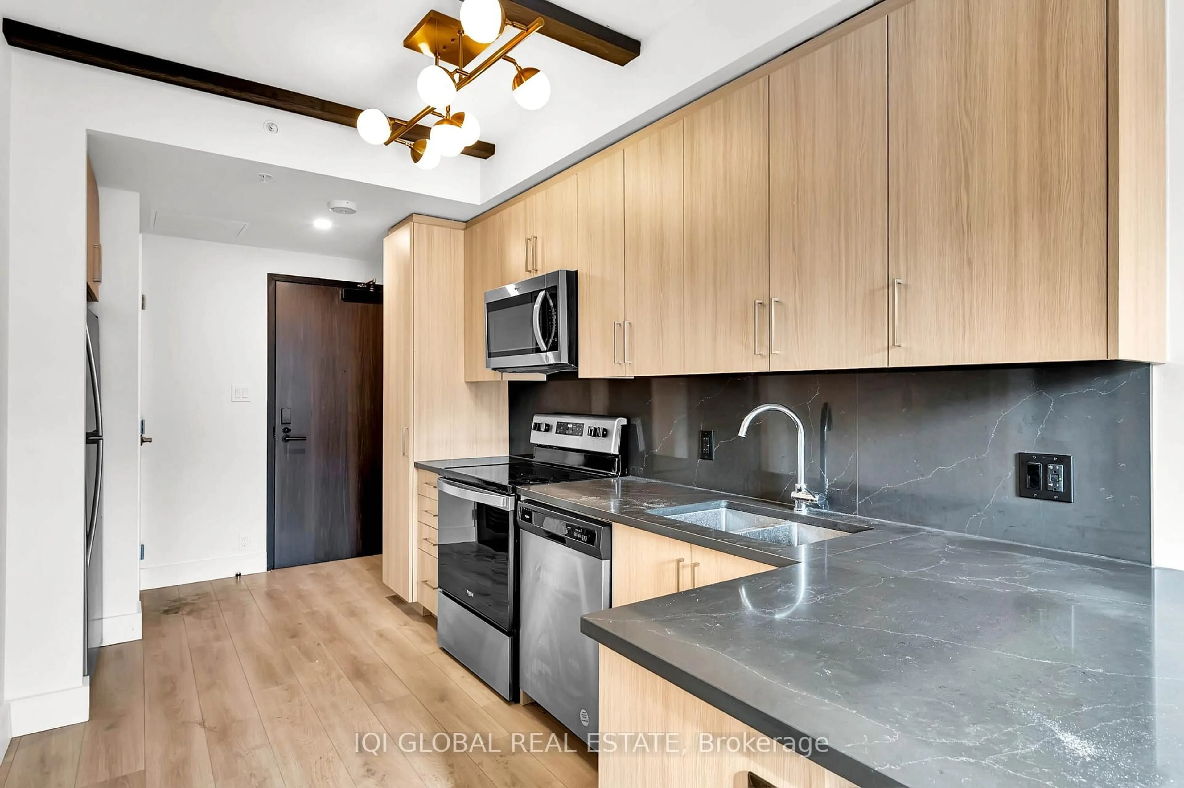 Unknown for 145 Columbia St #736, Waterloo Ontario N2L 3L2