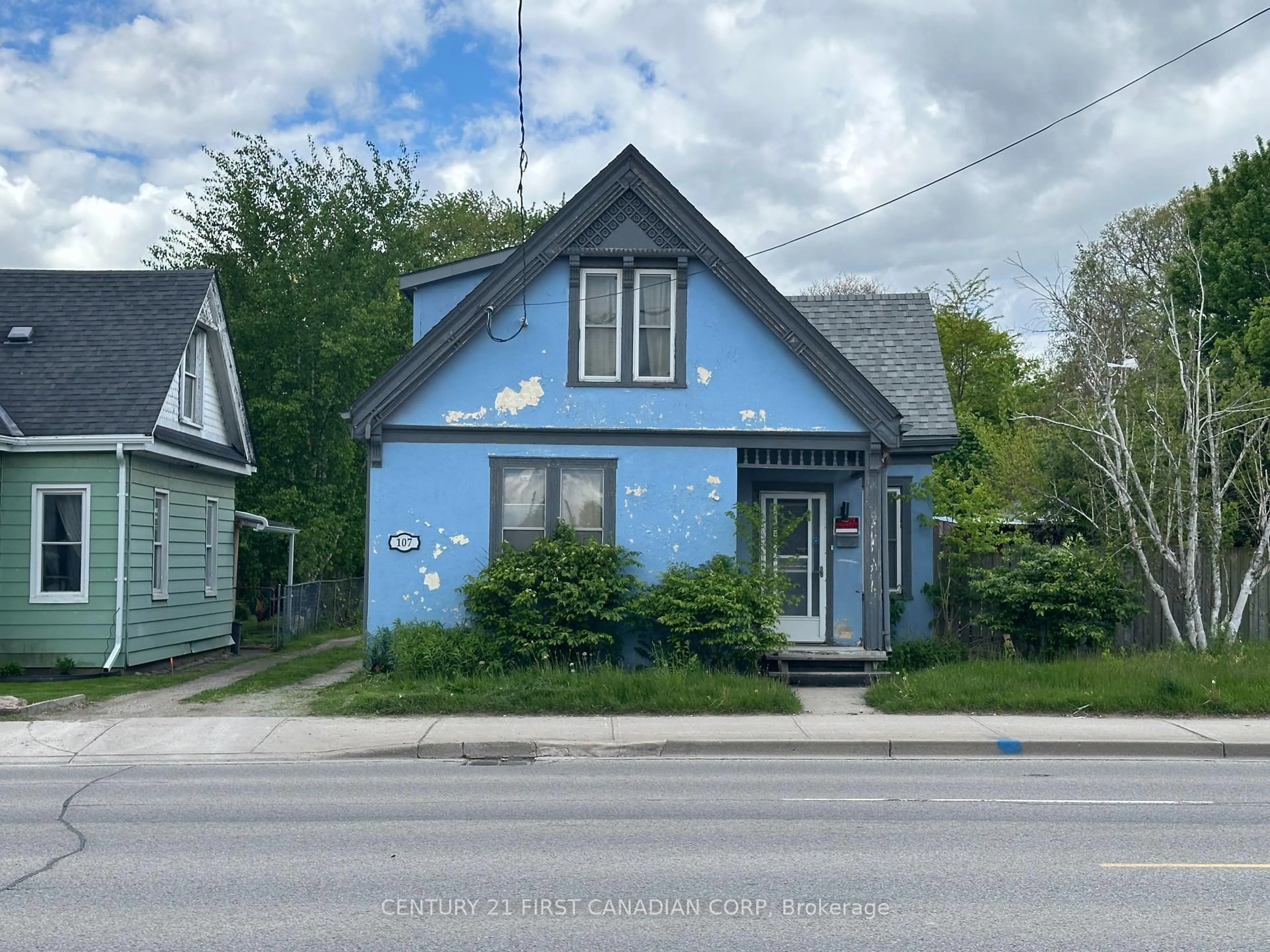 Unknown for 107 Adelaide St, London East Ontario N6B 3G7