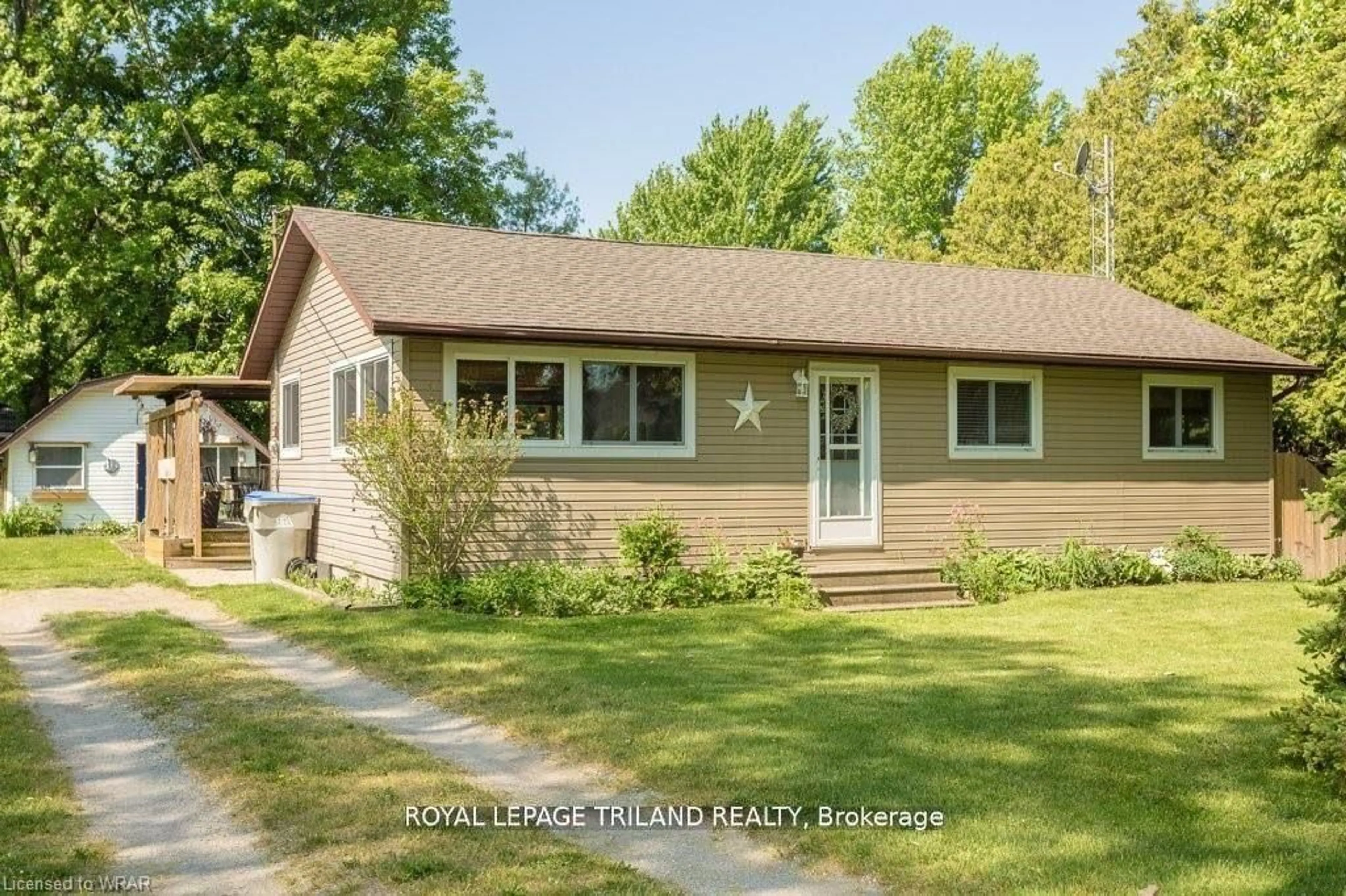 Home with vinyl exterior material, street for 8443 Keith St, Lambton Shores Ontario N0N 1J7