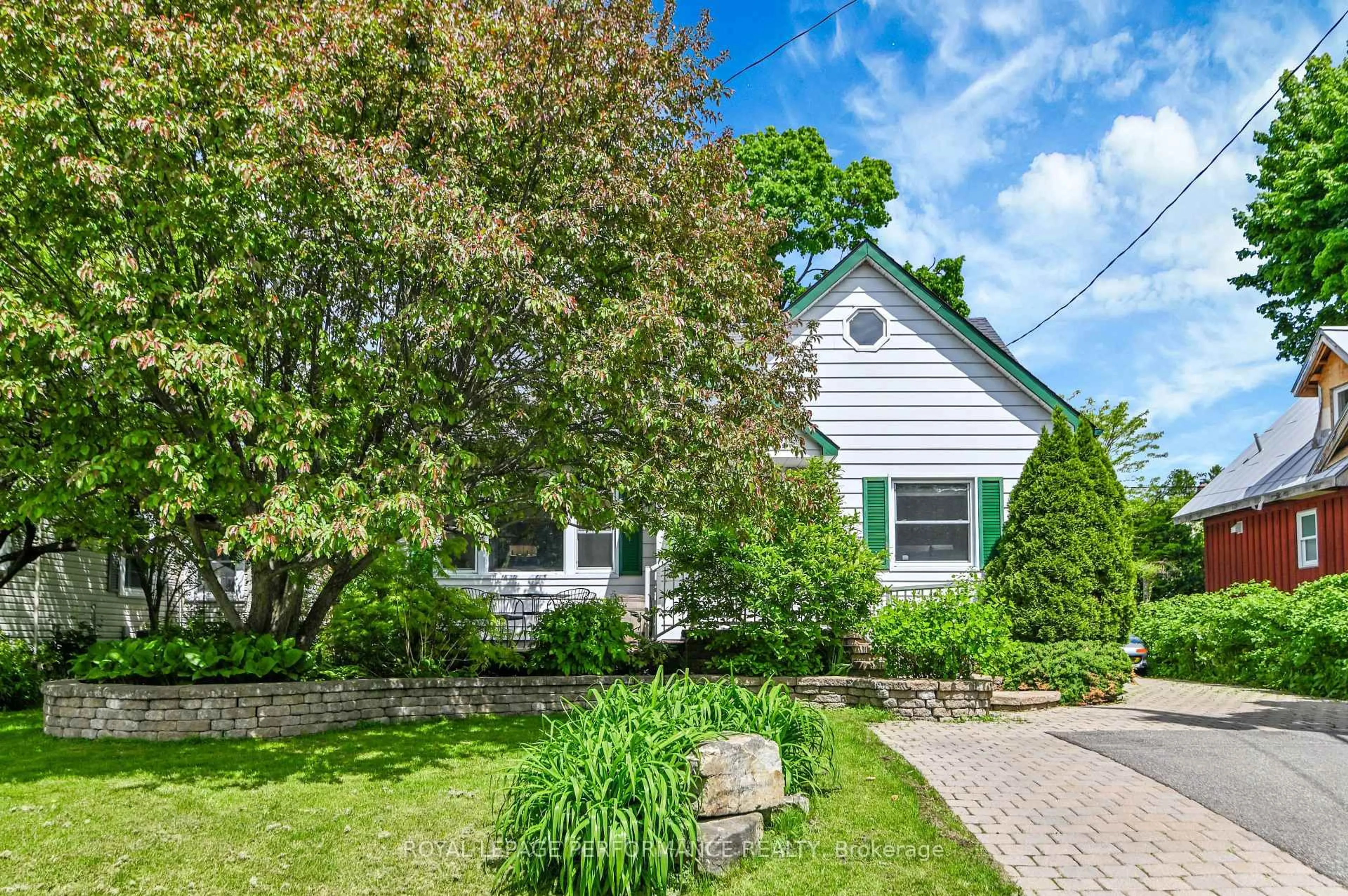 Unknown for 429 Hartleigh Ave, Ottawa Ontario K2B 5J3