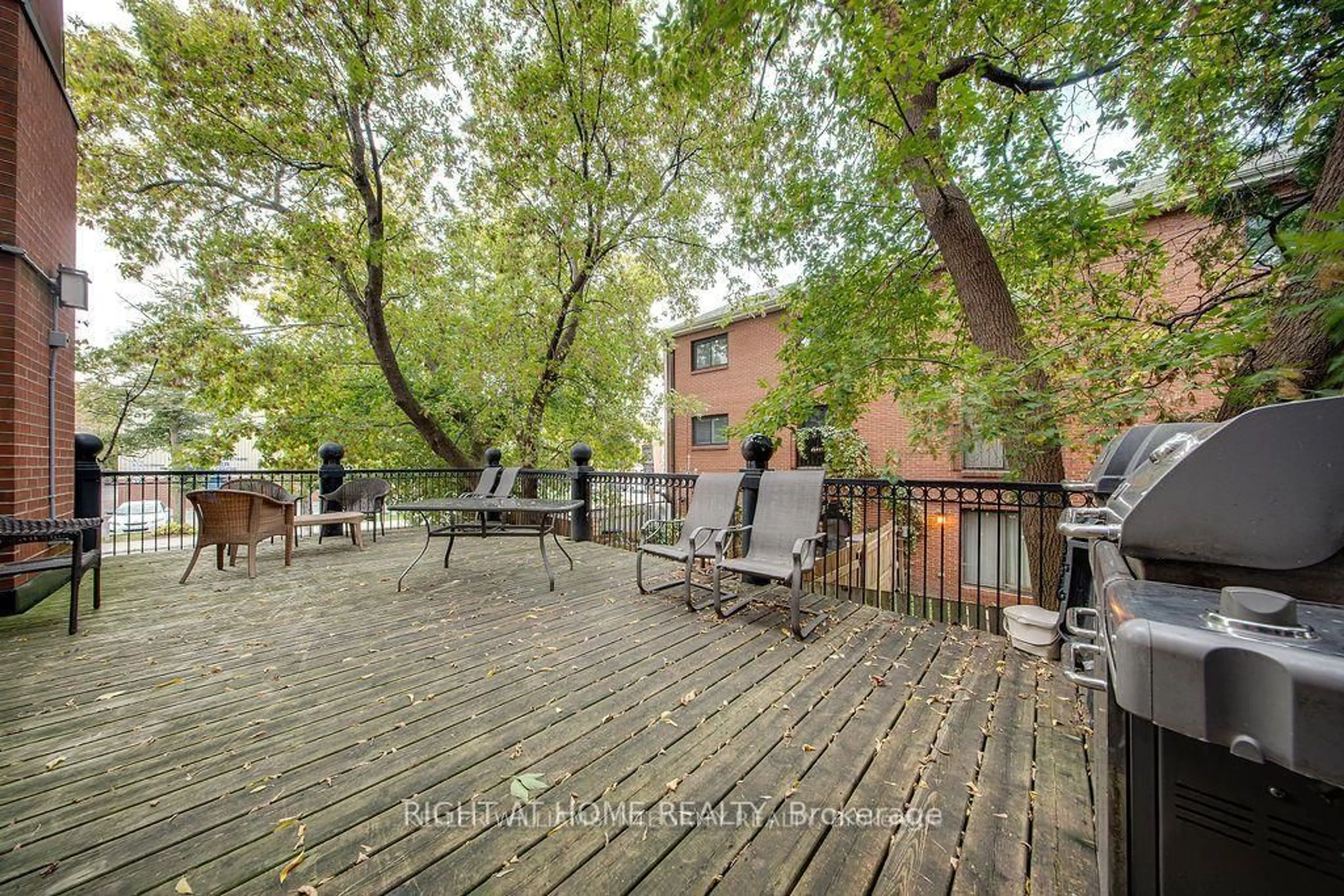 Patio, unknown for 313 St Patrick St ##H, Ottawa Ontario K1N 5K6