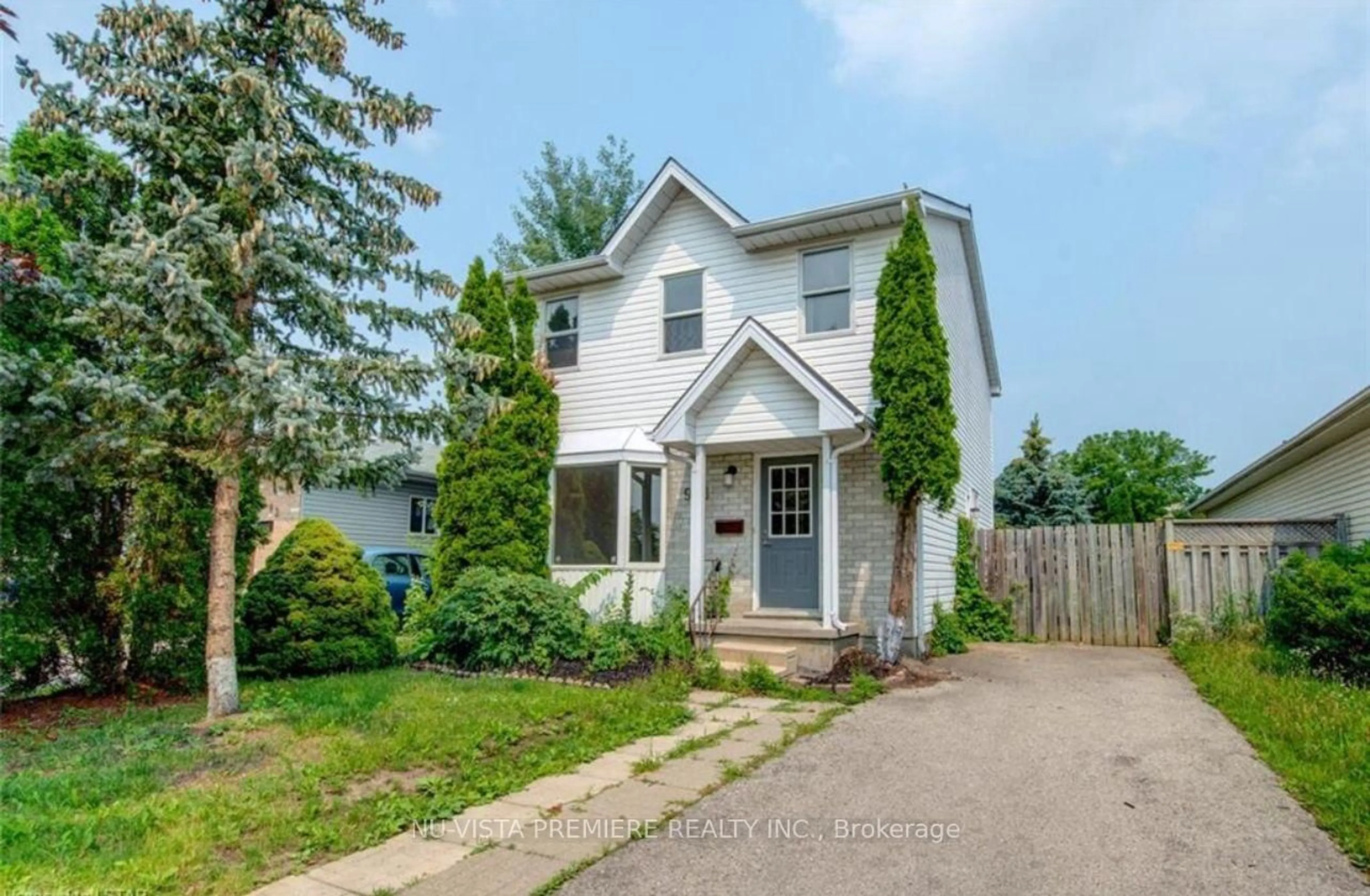 Home with vinyl exterior material, street for 988 PROSPERITY Crt, London East Ontario N5V 5C7