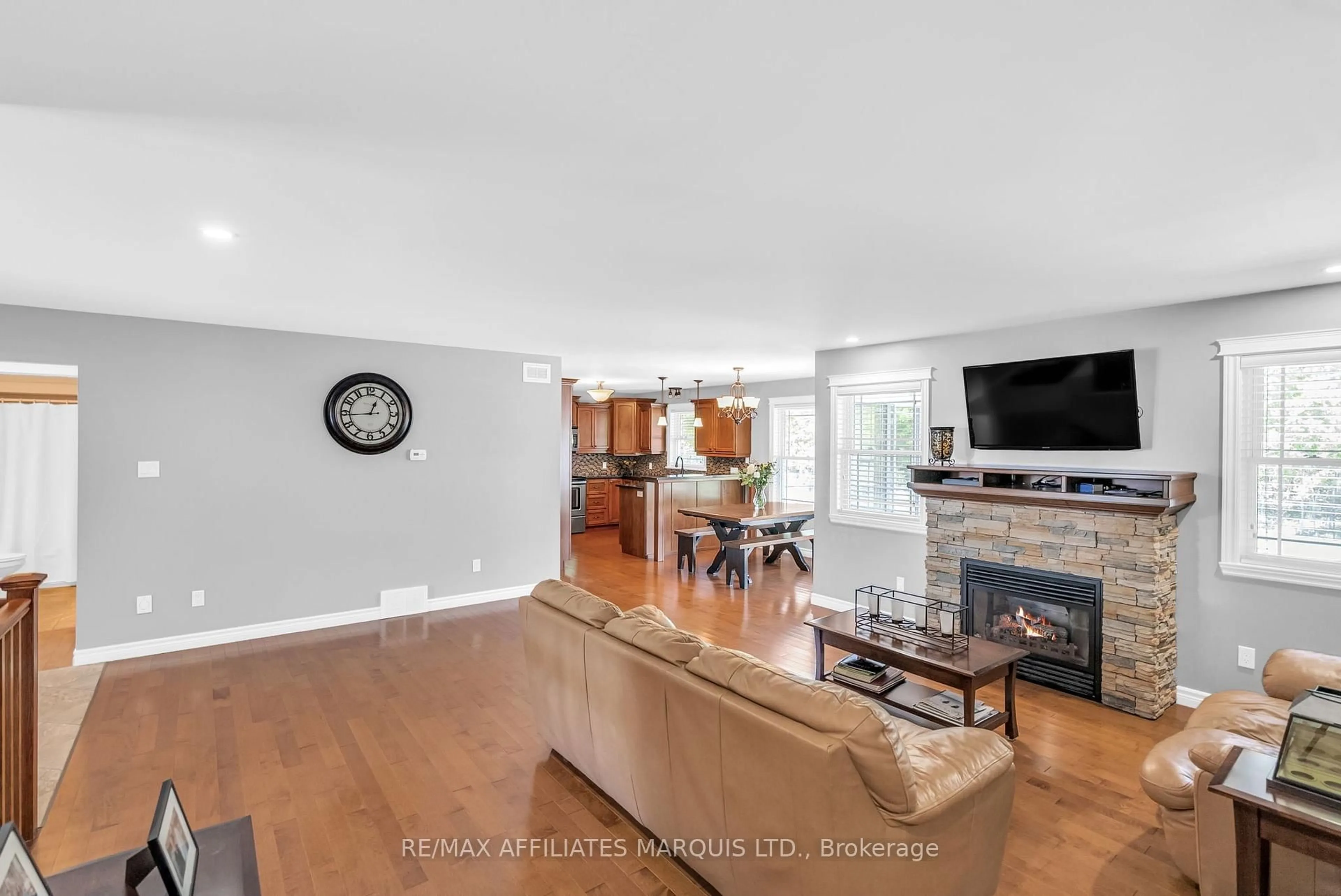 Living room with furniture, unknown for 45 Beech St, South Stormont Ontario K0C 1M0