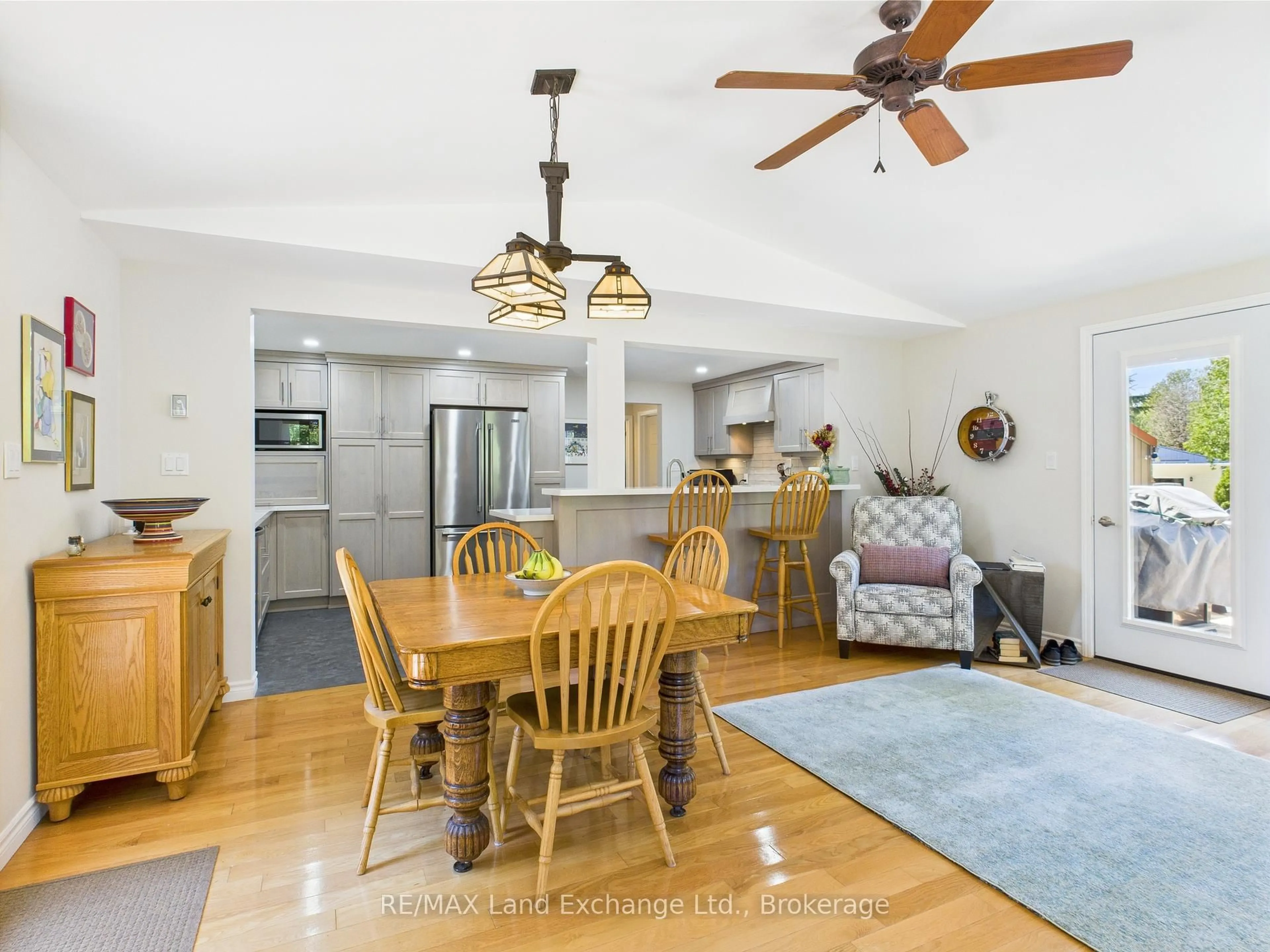 Open concept kitchen, unknown for 40 Eastwood Cres, Kincardine Ontario N2Z 2X6