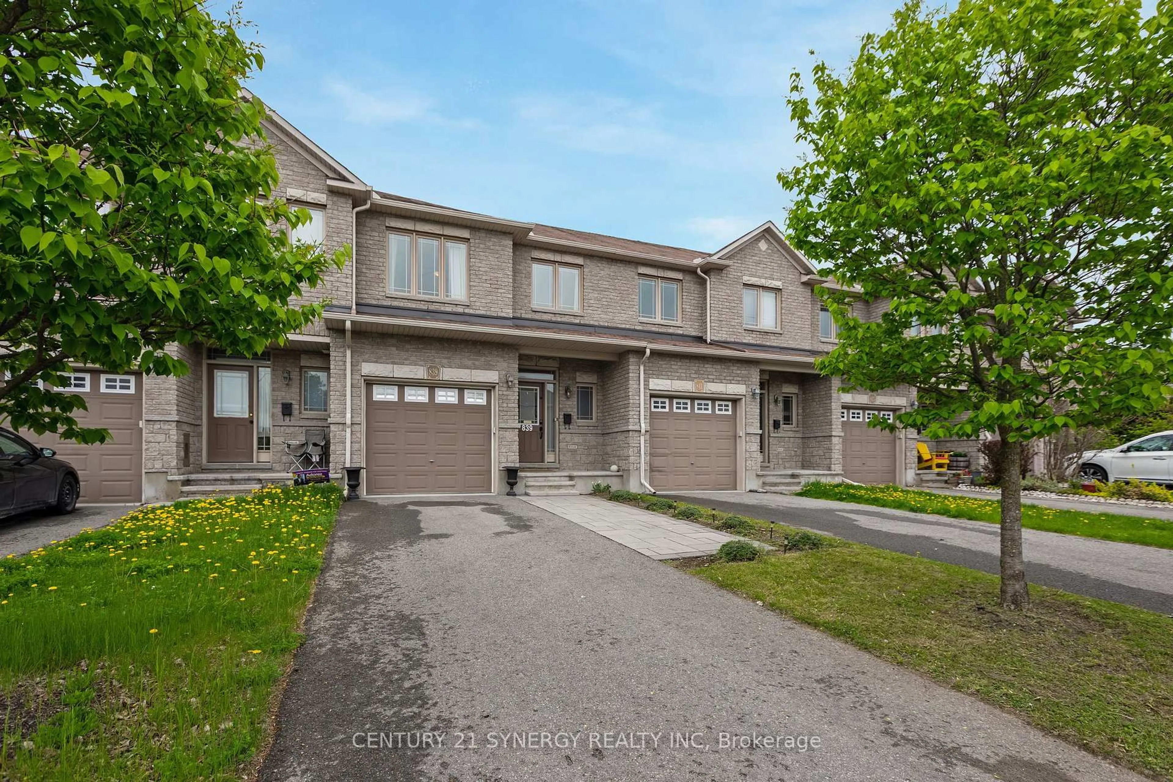 A pic from outside/outdoor area/front of a property/back of a property/a pic from drone, street for 839 PERCIFOR Way, Ottawa Ontario K1W 0C9