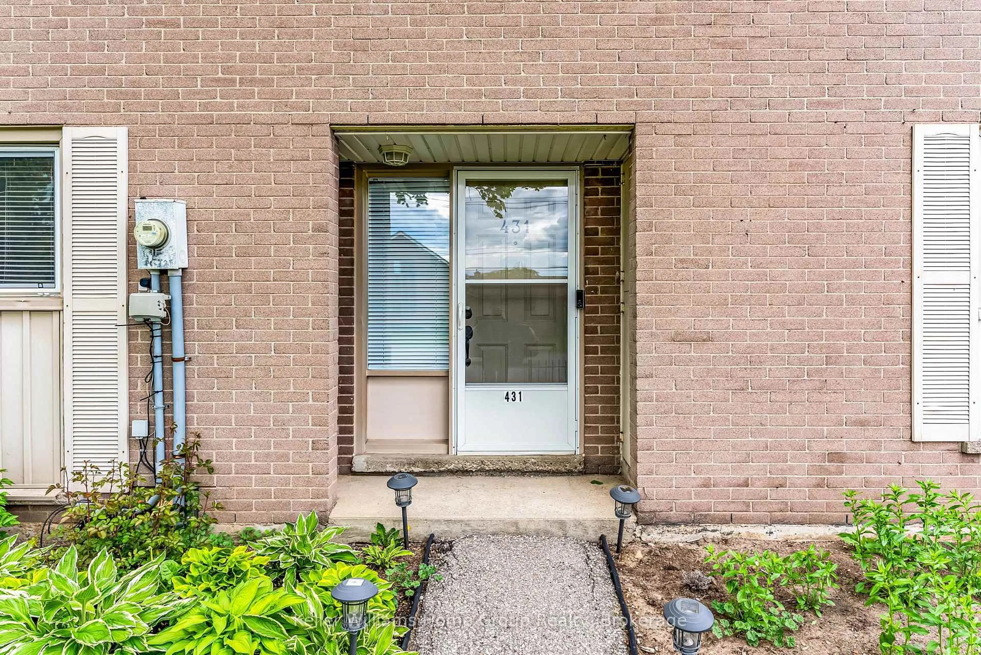 Unknown for 431 Victoria Rd, Guelph Ontario N1H 5J9