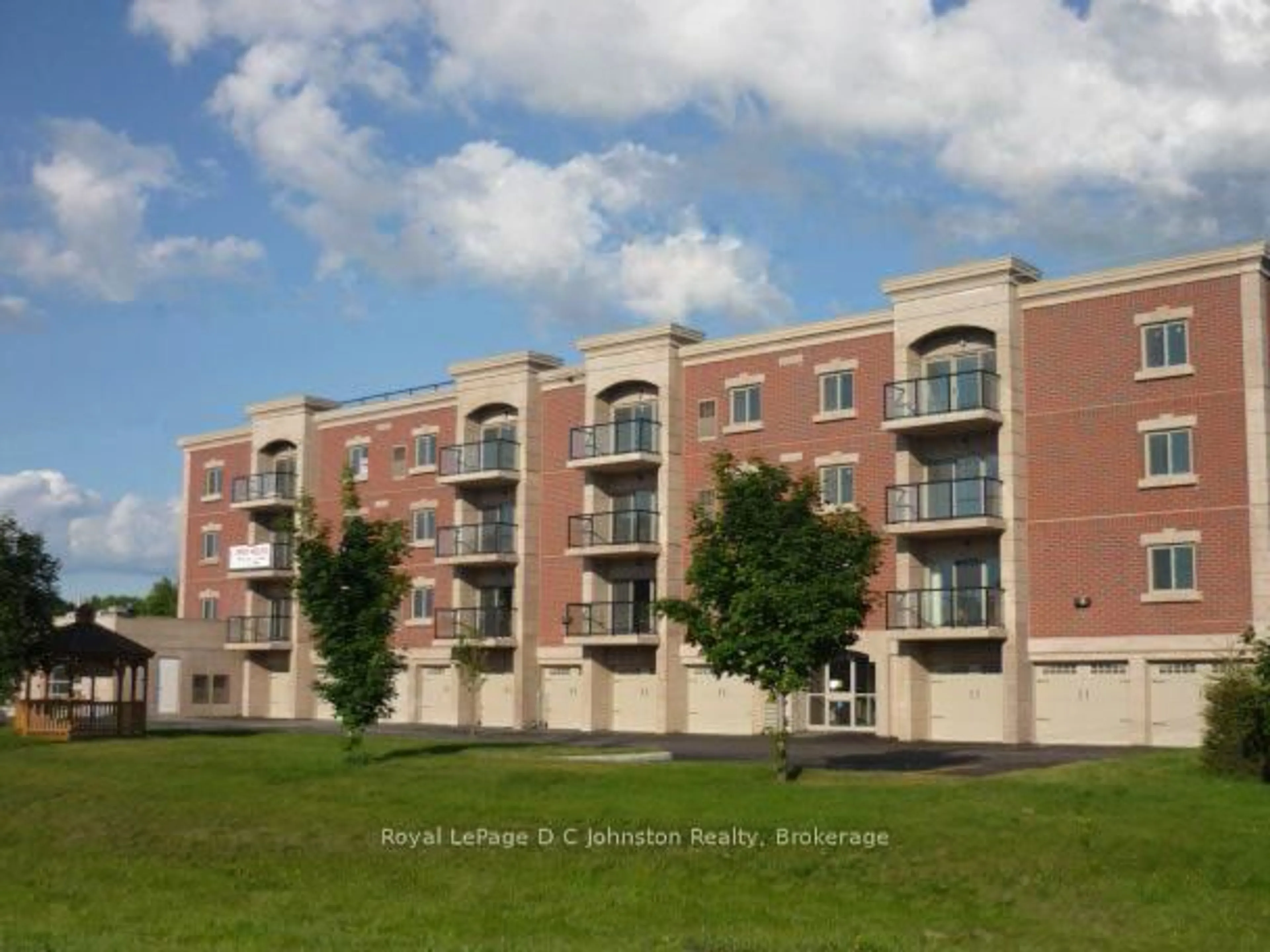 Unknown for 221 Adelaide St #202, Saugeen Shores Ontario N0H 2L0