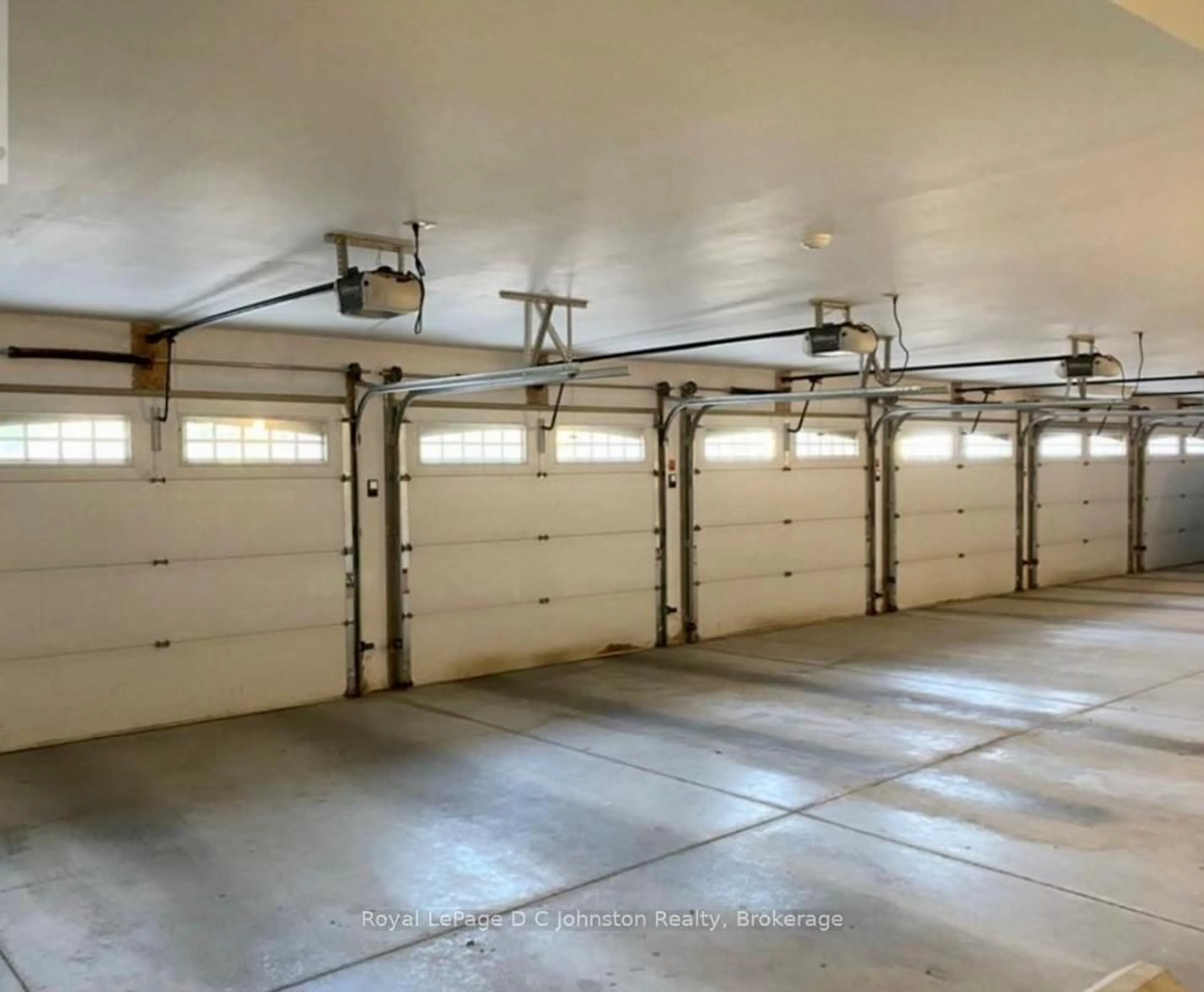 Indoor garage for 221 Adelaide St #202, Saugeen Shores Ontario N0H 2L0