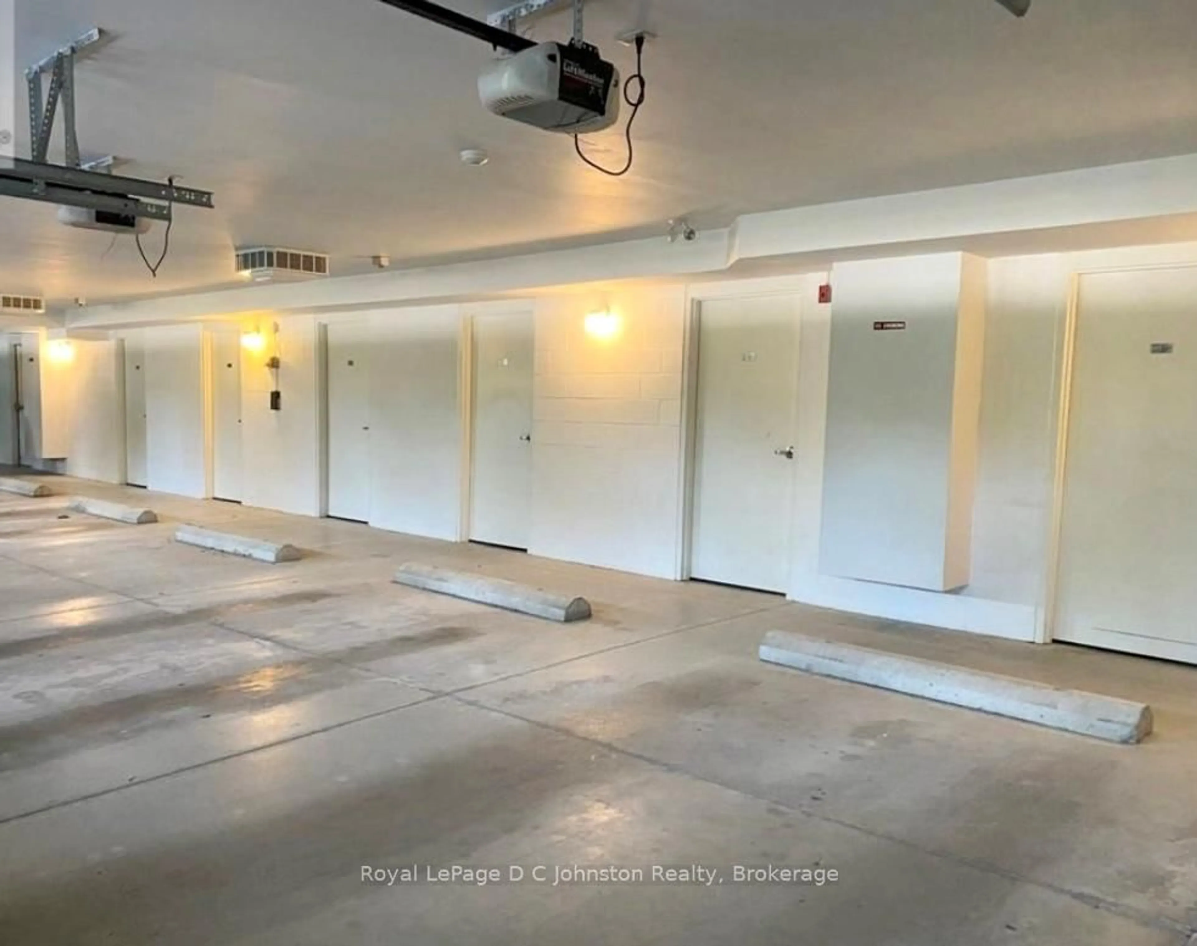 Indoor garage for 221 Adelaide St #202, Saugeen Shores Ontario N0H 2L0