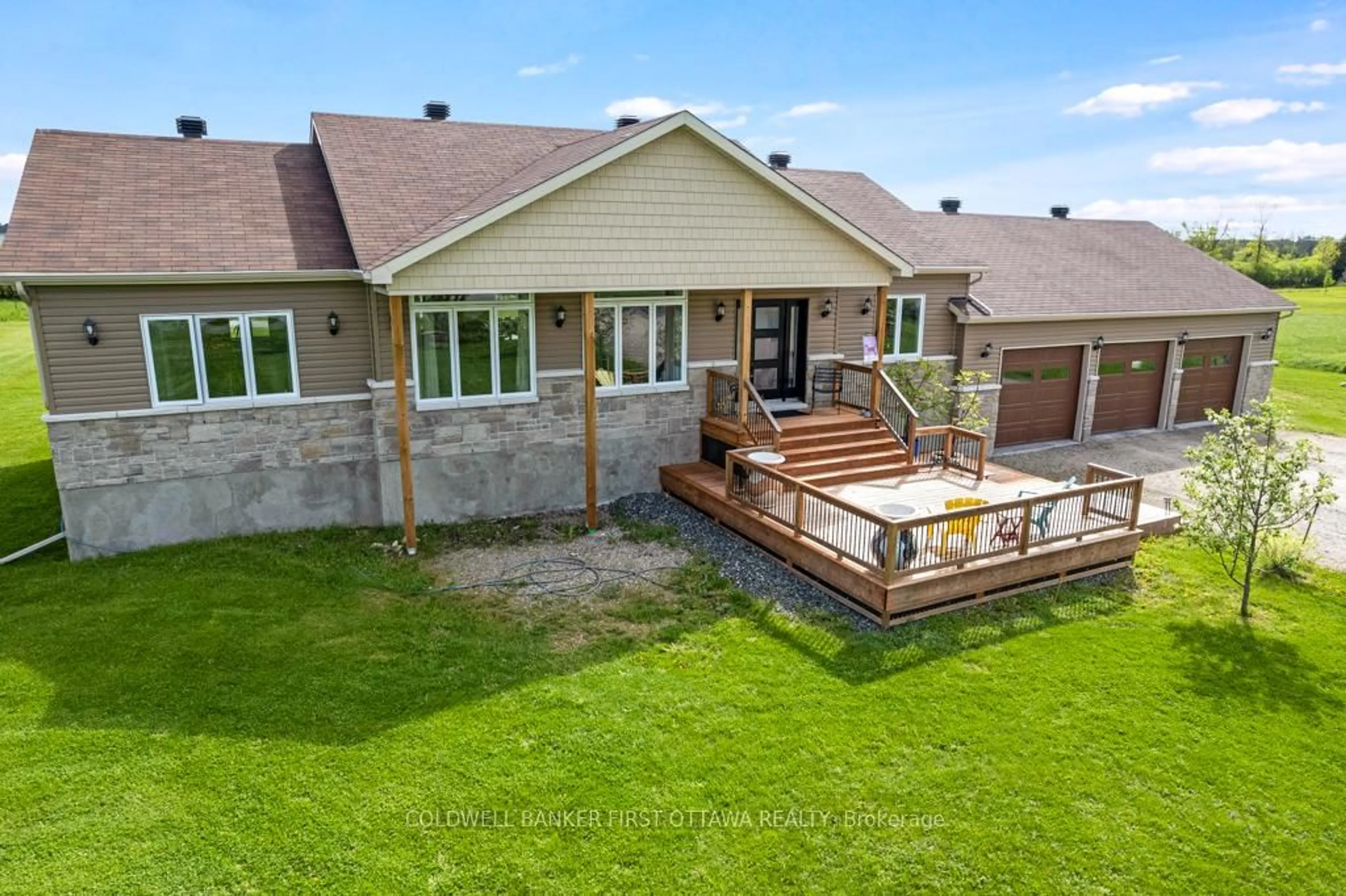 A pic from outside/outdoor area/front of a property/back of a property/a pic from drone, unknown for 1496 DRUMMOND SCHOOL Rd, Perth Ontario K7H 0K5